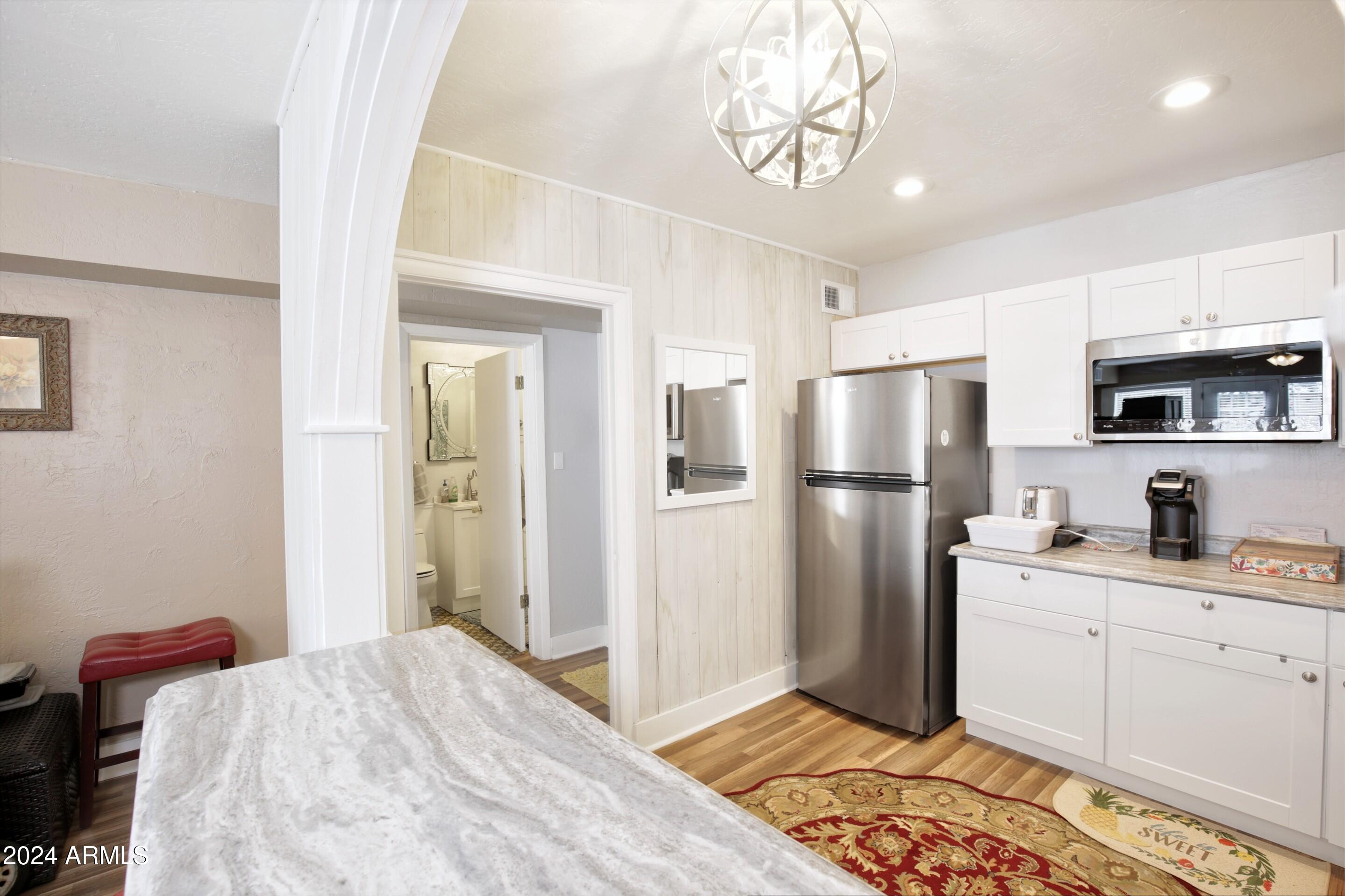 METES AND BOUNDS - Commercial Sale