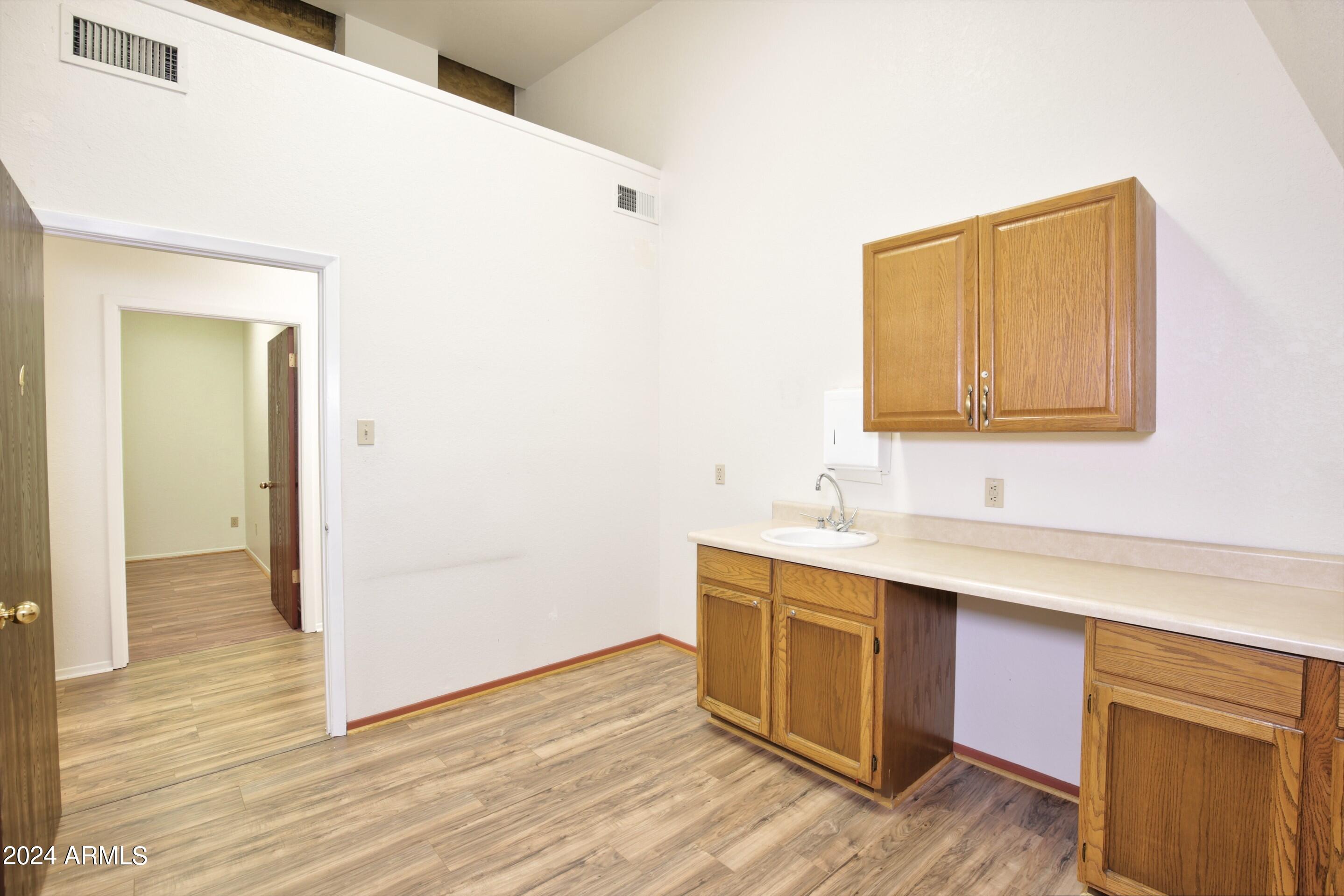 METES AND BOUNDS - Commercial Sale