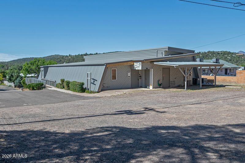 METES AND BOUNDS - Commercial Sale
