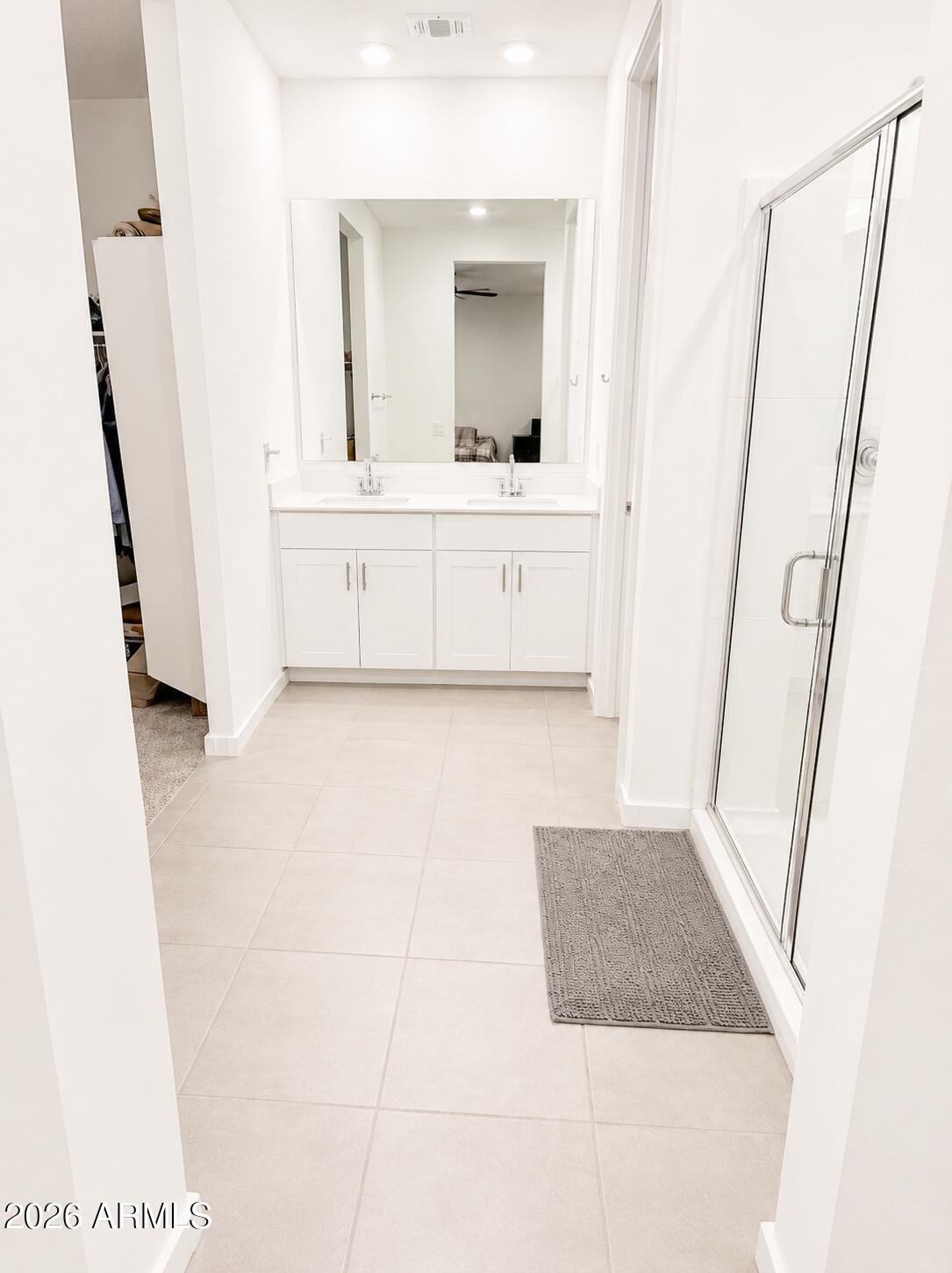ENCLAVE ON OLIVE - Residential