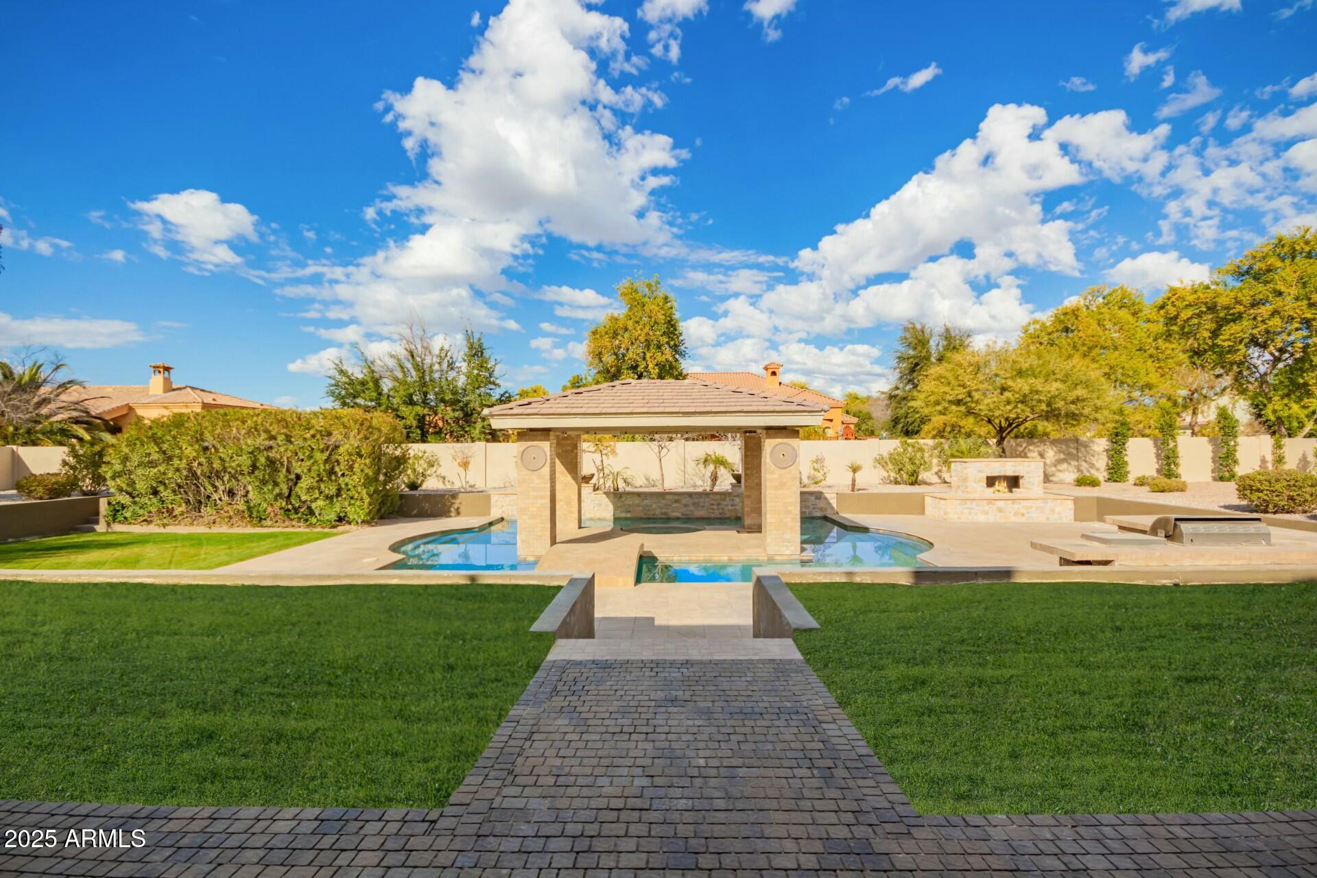 CIRCLE G AT OCOTILLO PHASE 1 - Residential