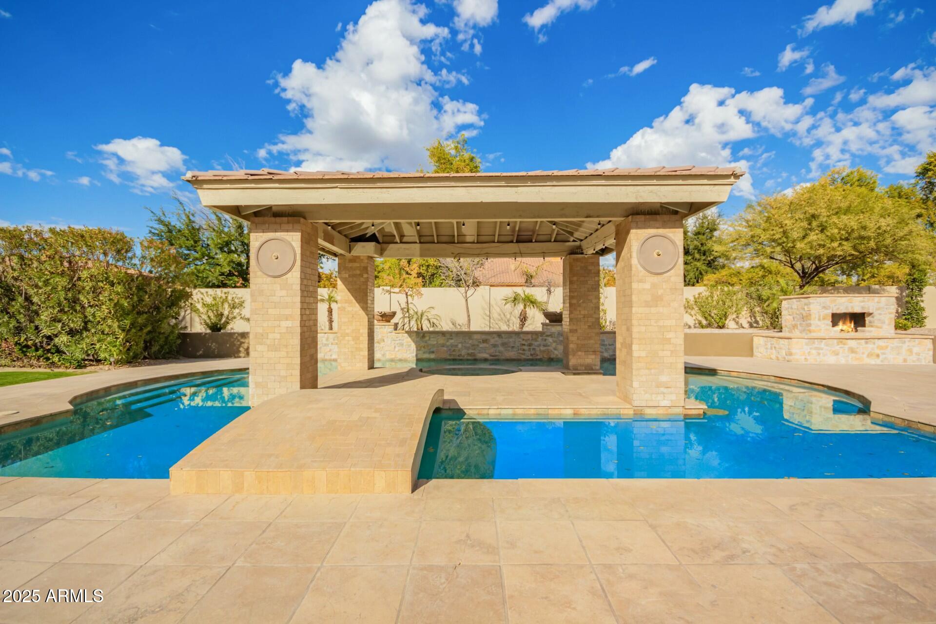 CIRCLE G AT OCOTILLO PHASE 1 - Residential