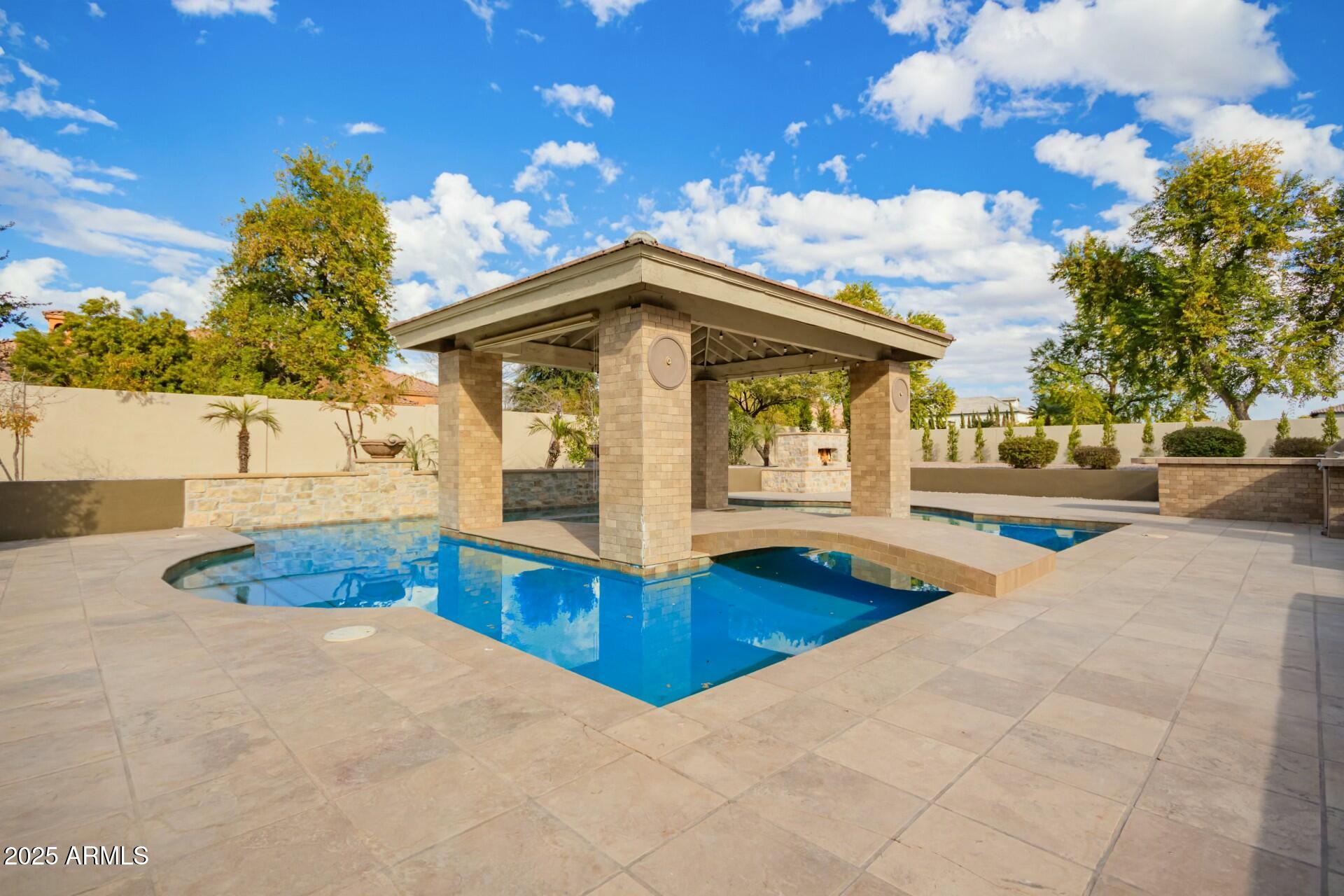 CIRCLE G AT OCOTILLO PHASE 1 - Residential