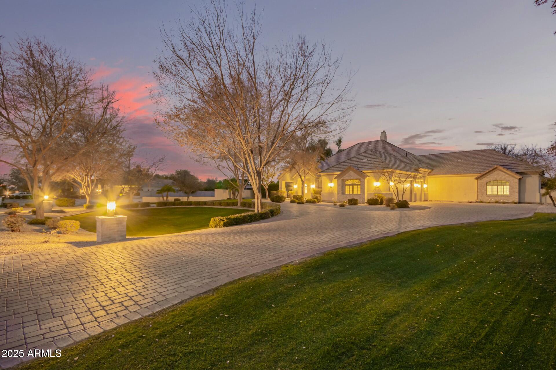 CIRCLE G AT OCOTILLO PHASE 1 - Residential