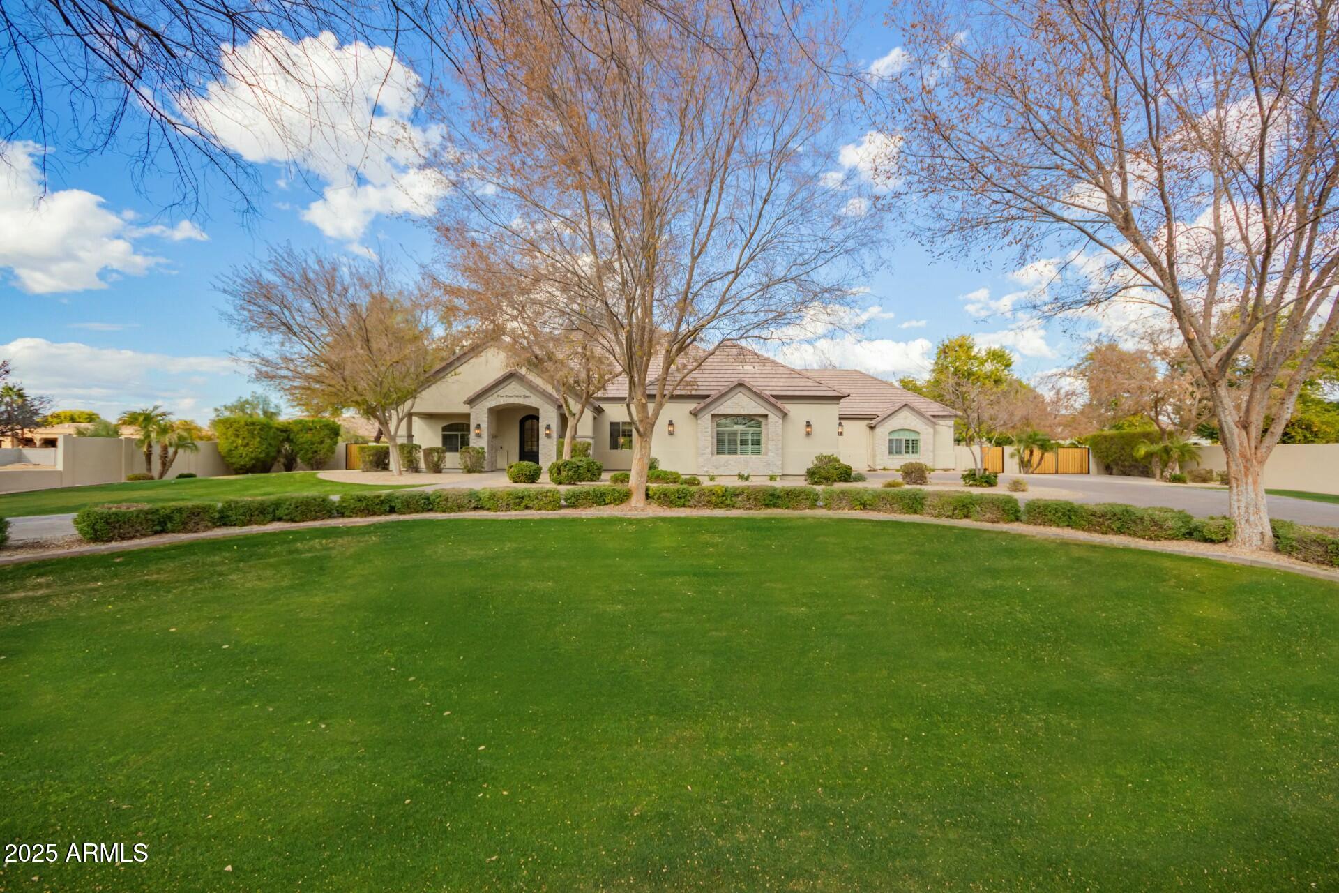 CIRCLE G AT OCOTILLO PHASE 1 - Residential