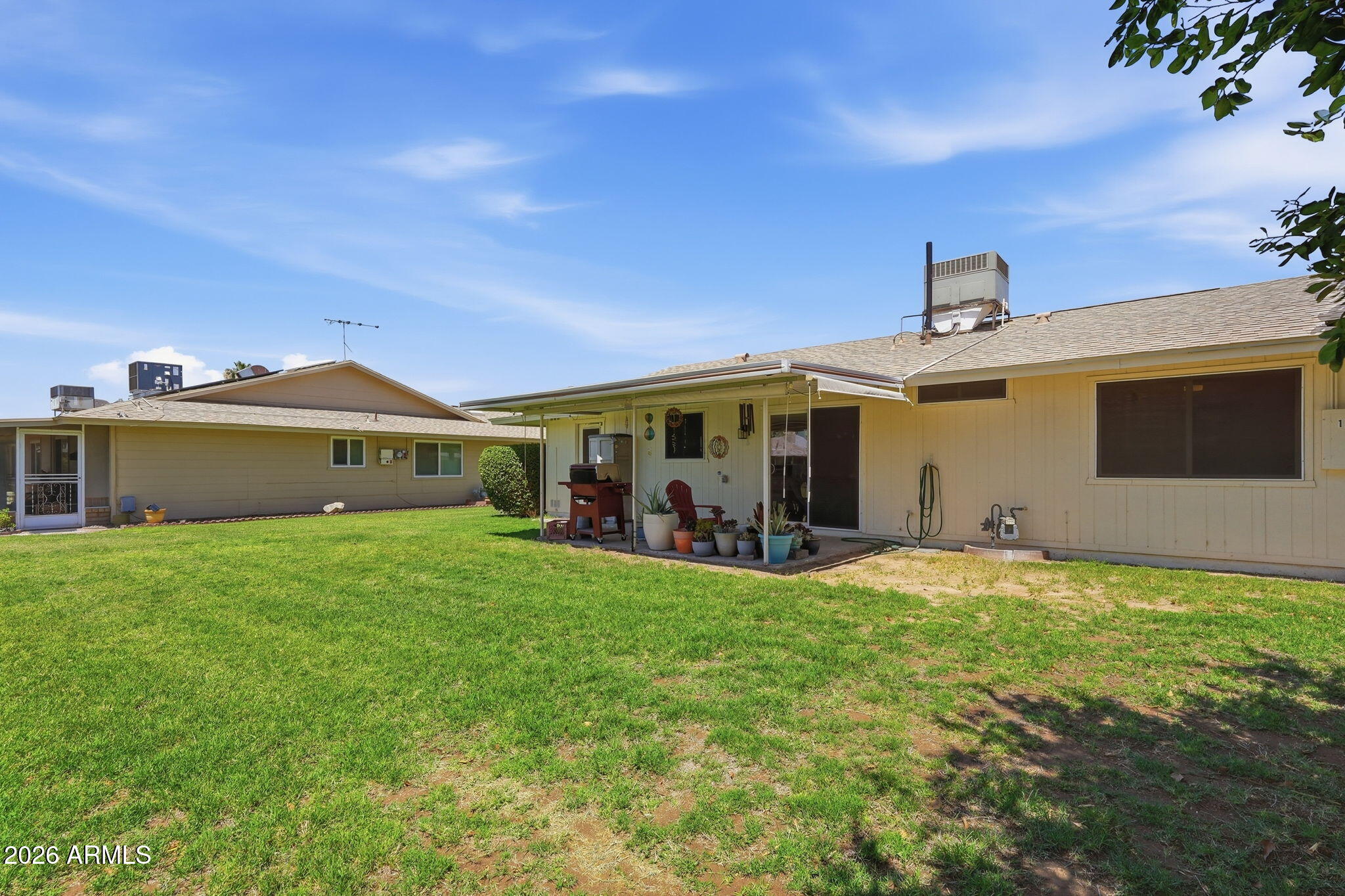 SUN CITY UNIT TWENTY TWO UNIT 311 TOG WIT AN UND 1/50 INTEREST IN & TO TRACT E - Residential