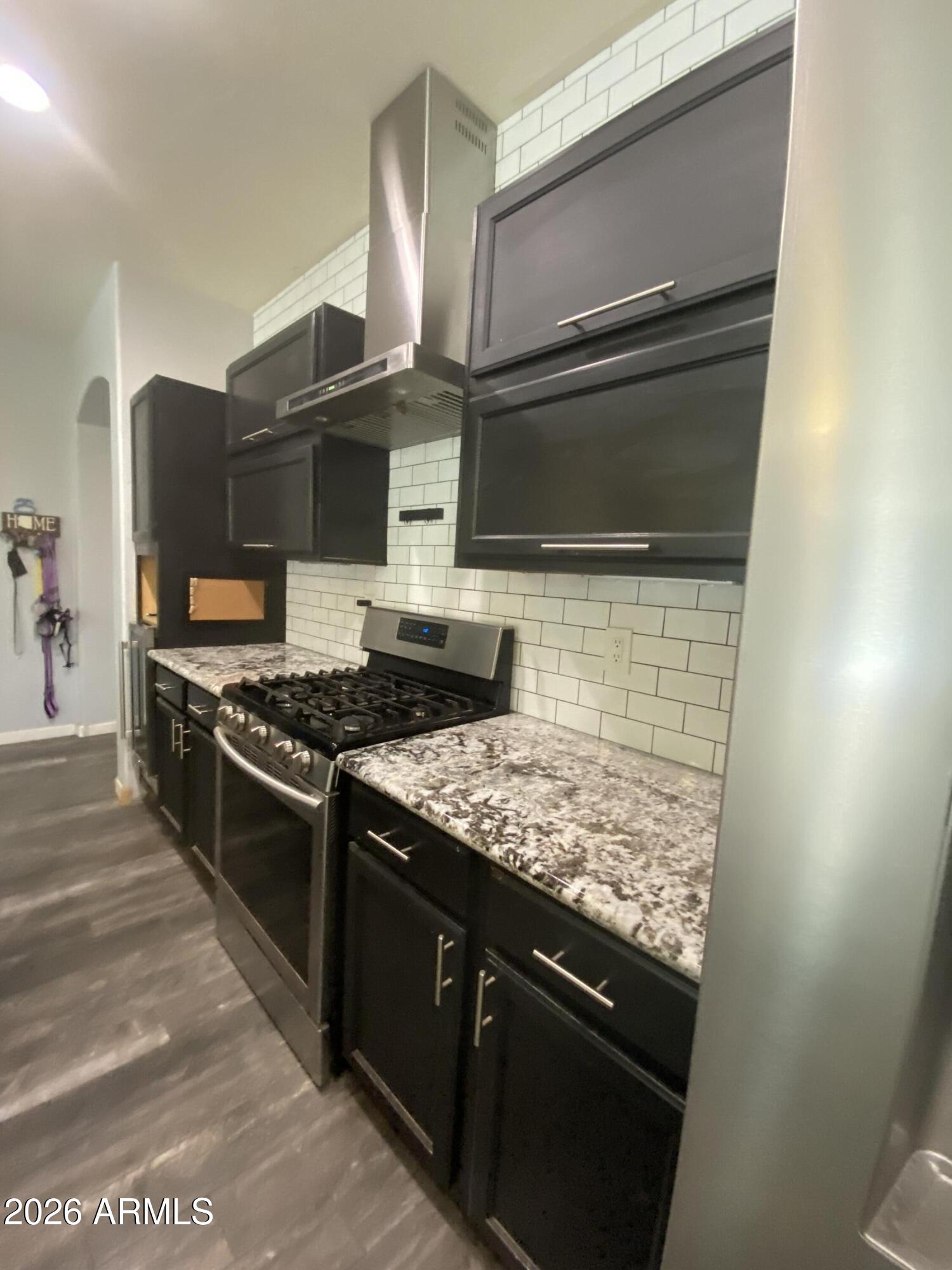 LAVEEN MEADOWS PHASE 1 AMD - Residential Lease