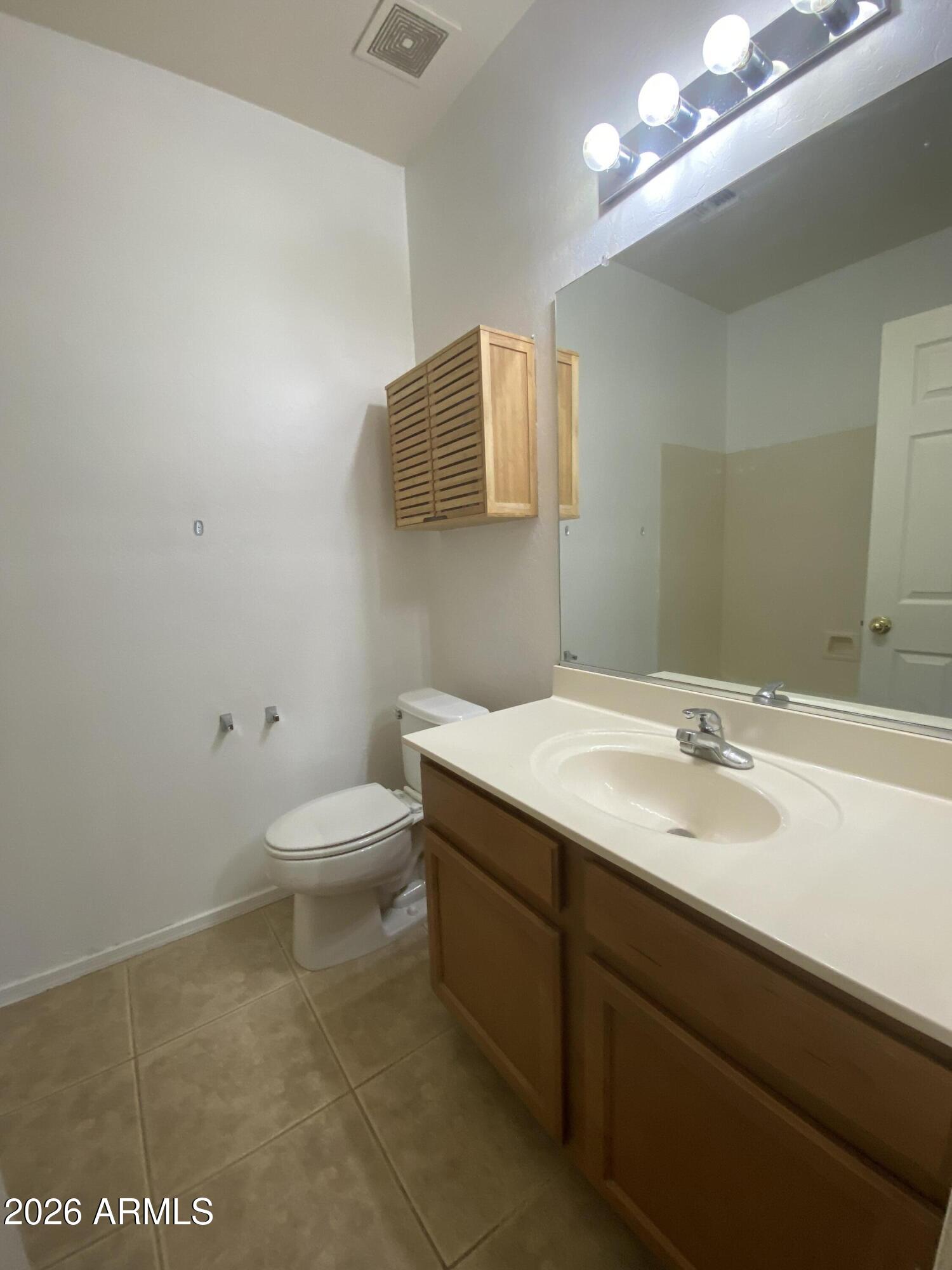 LAVEEN MEADOWS PHASE 1 AMD - Residential Lease