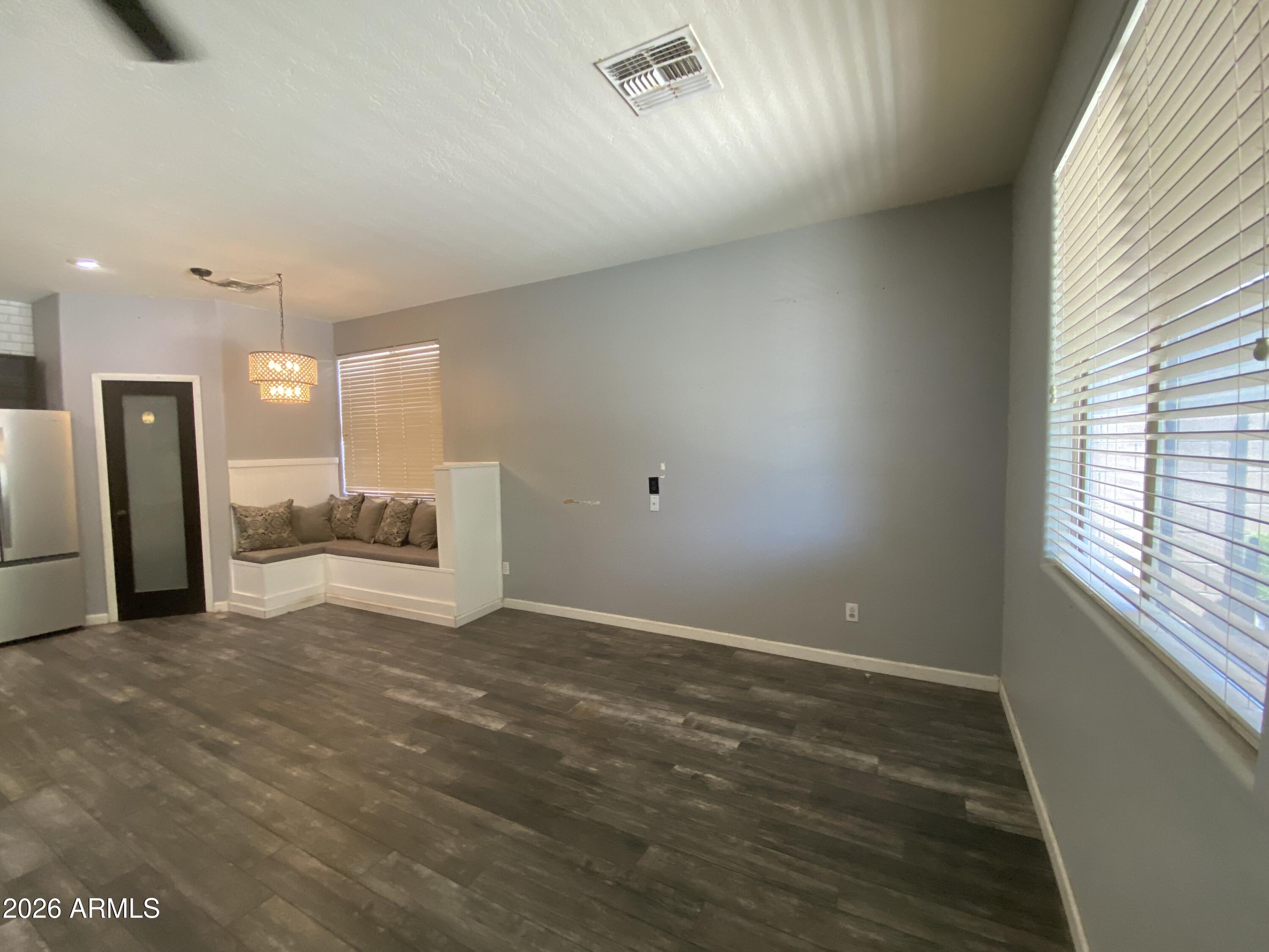 LAVEEN MEADOWS PHASE 1 AMD - Residential Lease