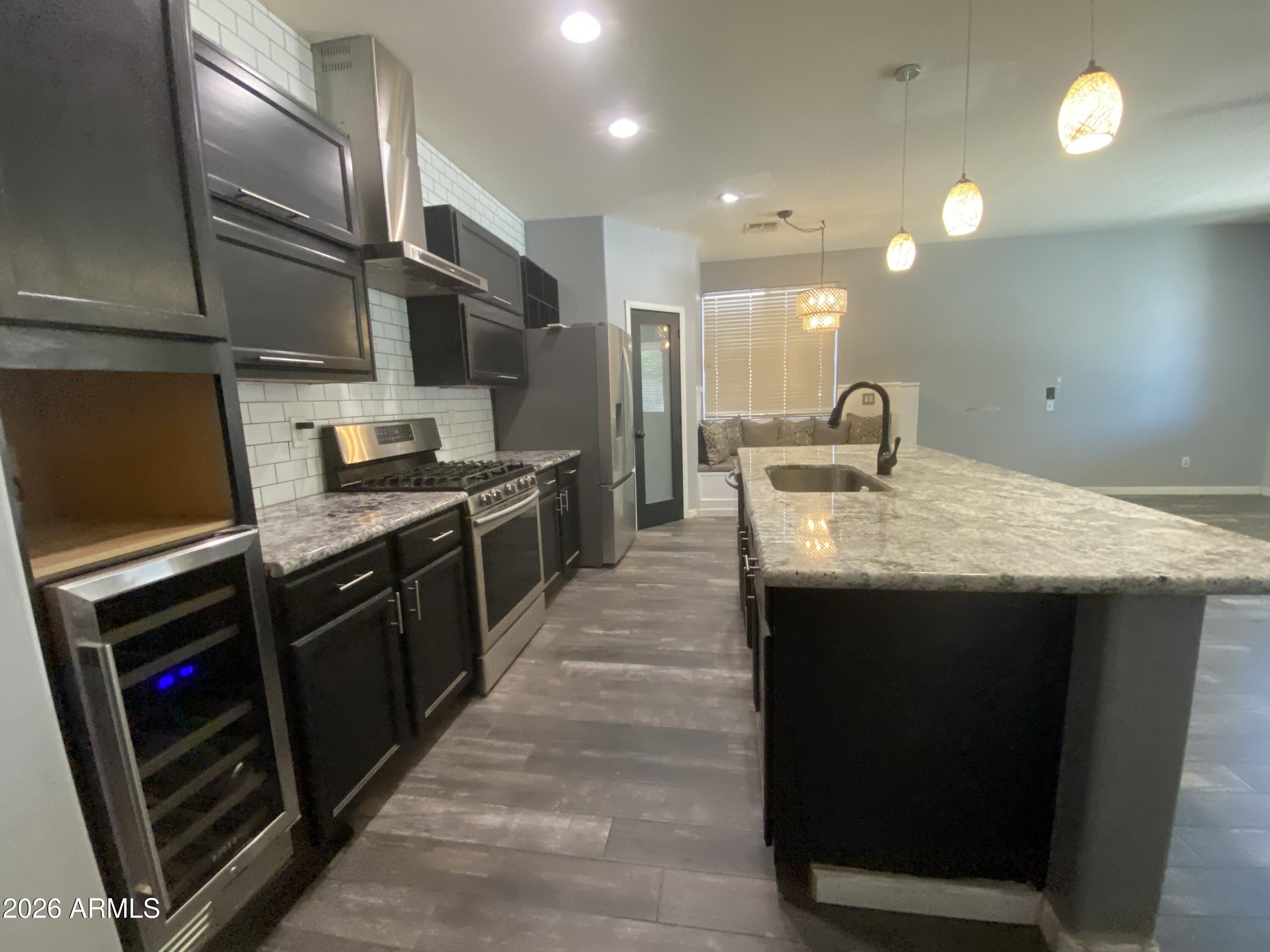 LAVEEN MEADOWS PHASE 1 AMD - Residential Lease