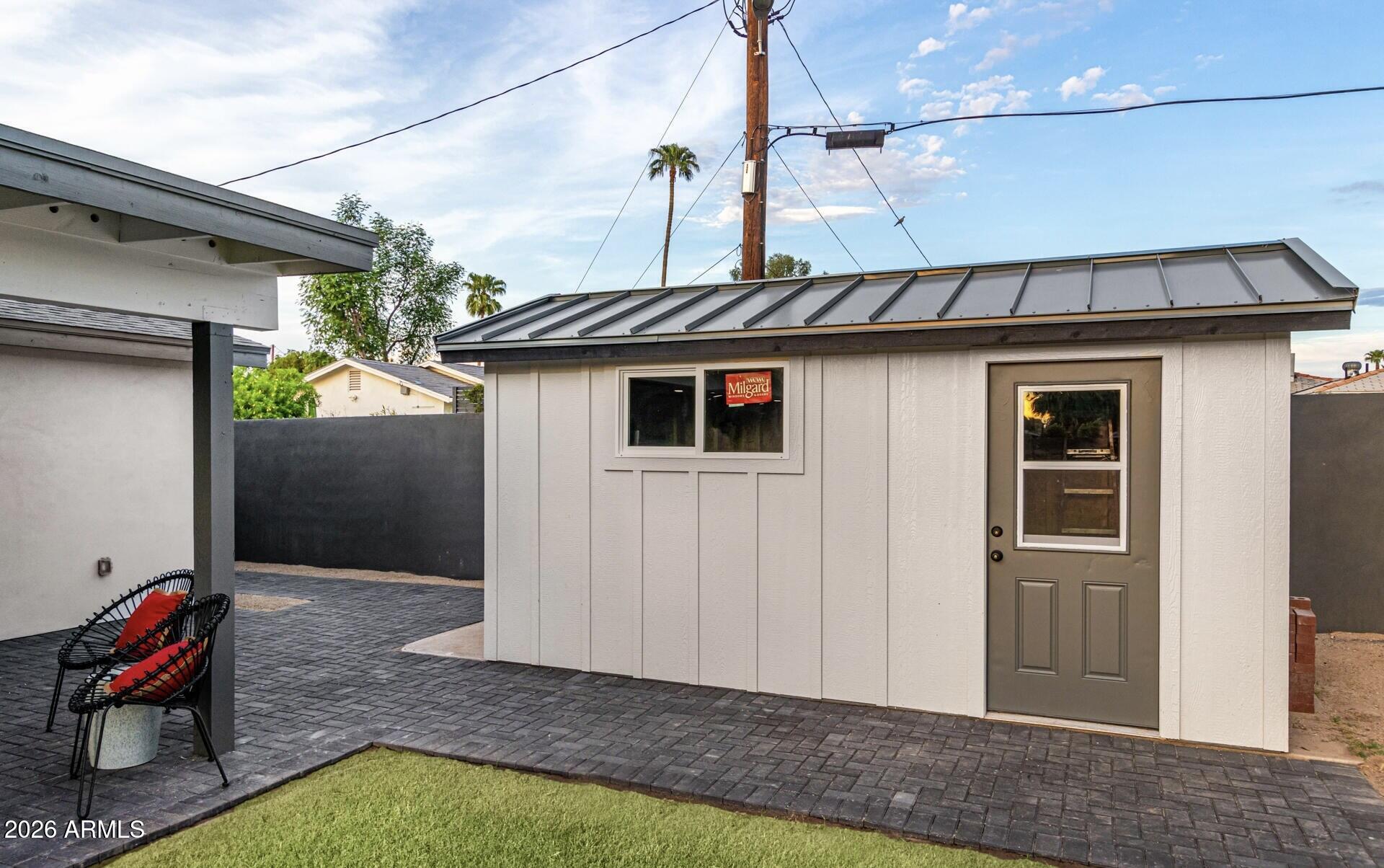 CUSTOM - Residential
