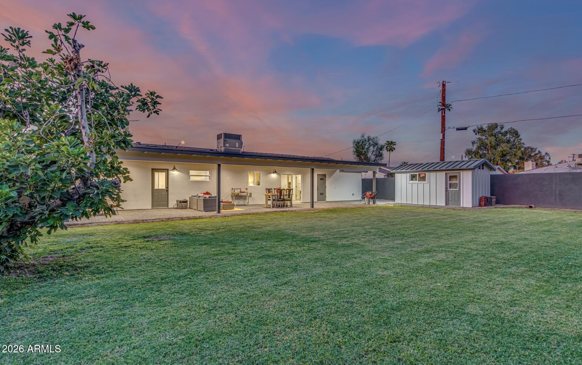 CUSTOM - Residential