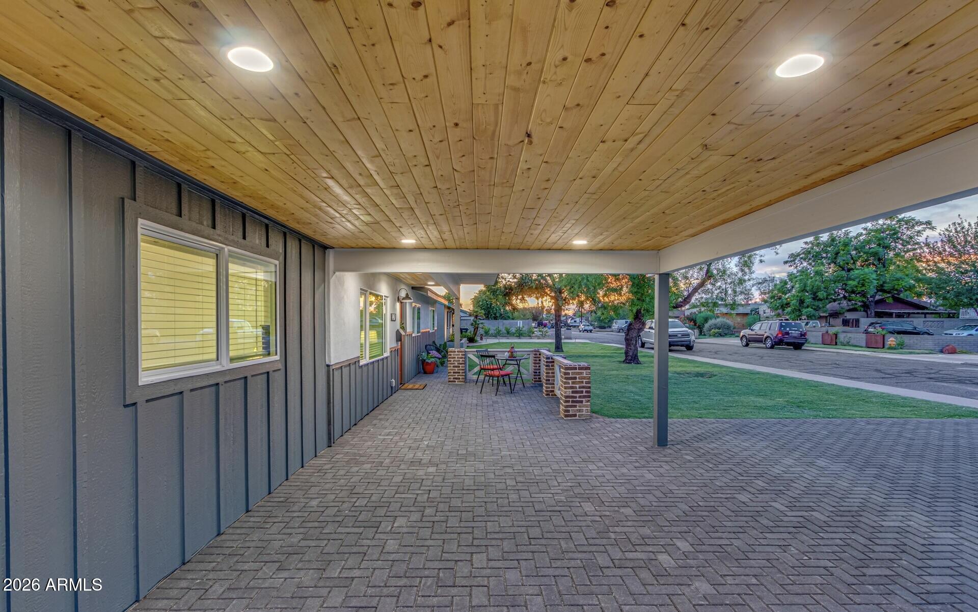 CUSTOM - Residential