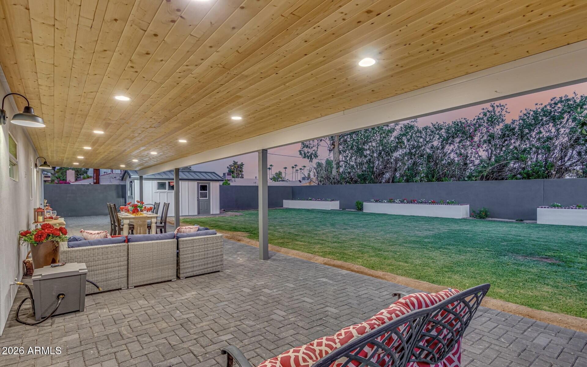 CUSTOM - Residential