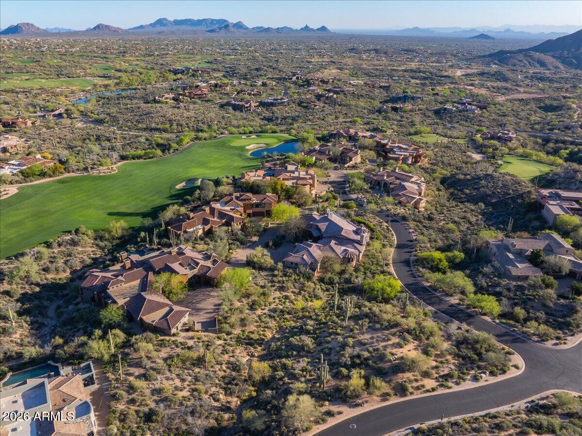 DESERT MOUNTAIN - Land