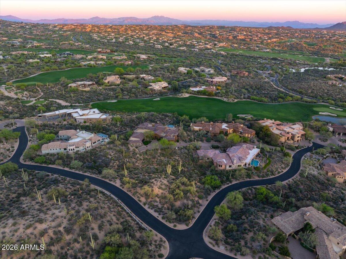 DESERT MOUNTAIN - Land