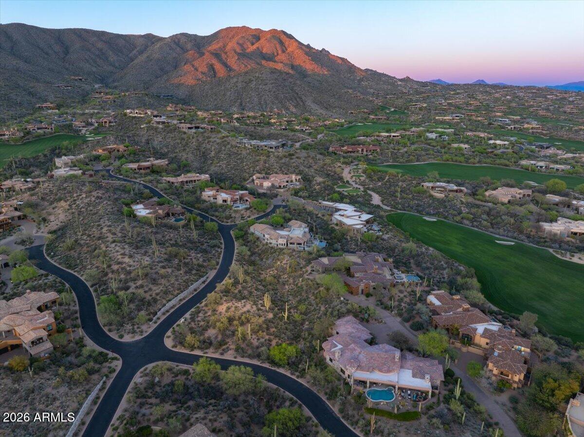 DESERT MOUNTAIN - Land