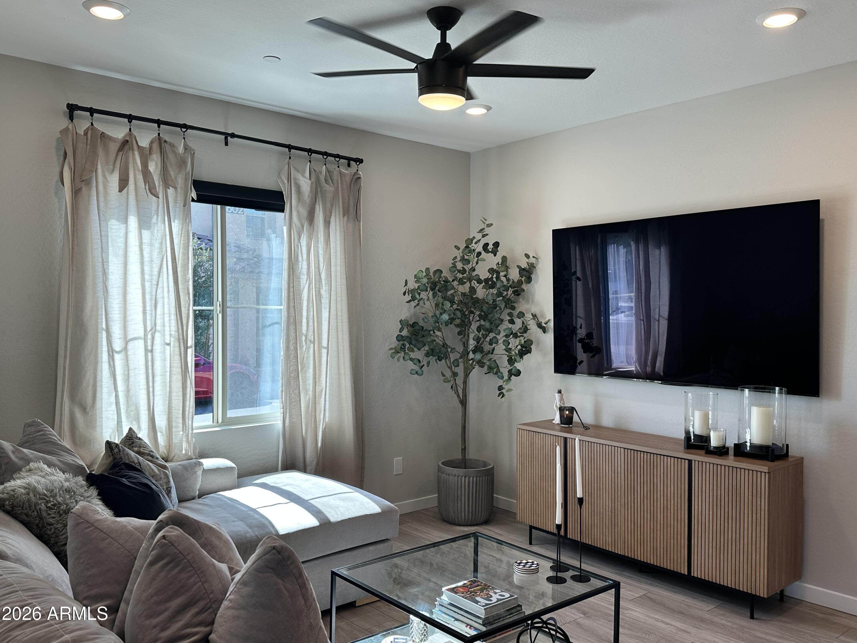 MOSAIC AT LAYTON LAKES CONDOMINIUMS AMD - Residential