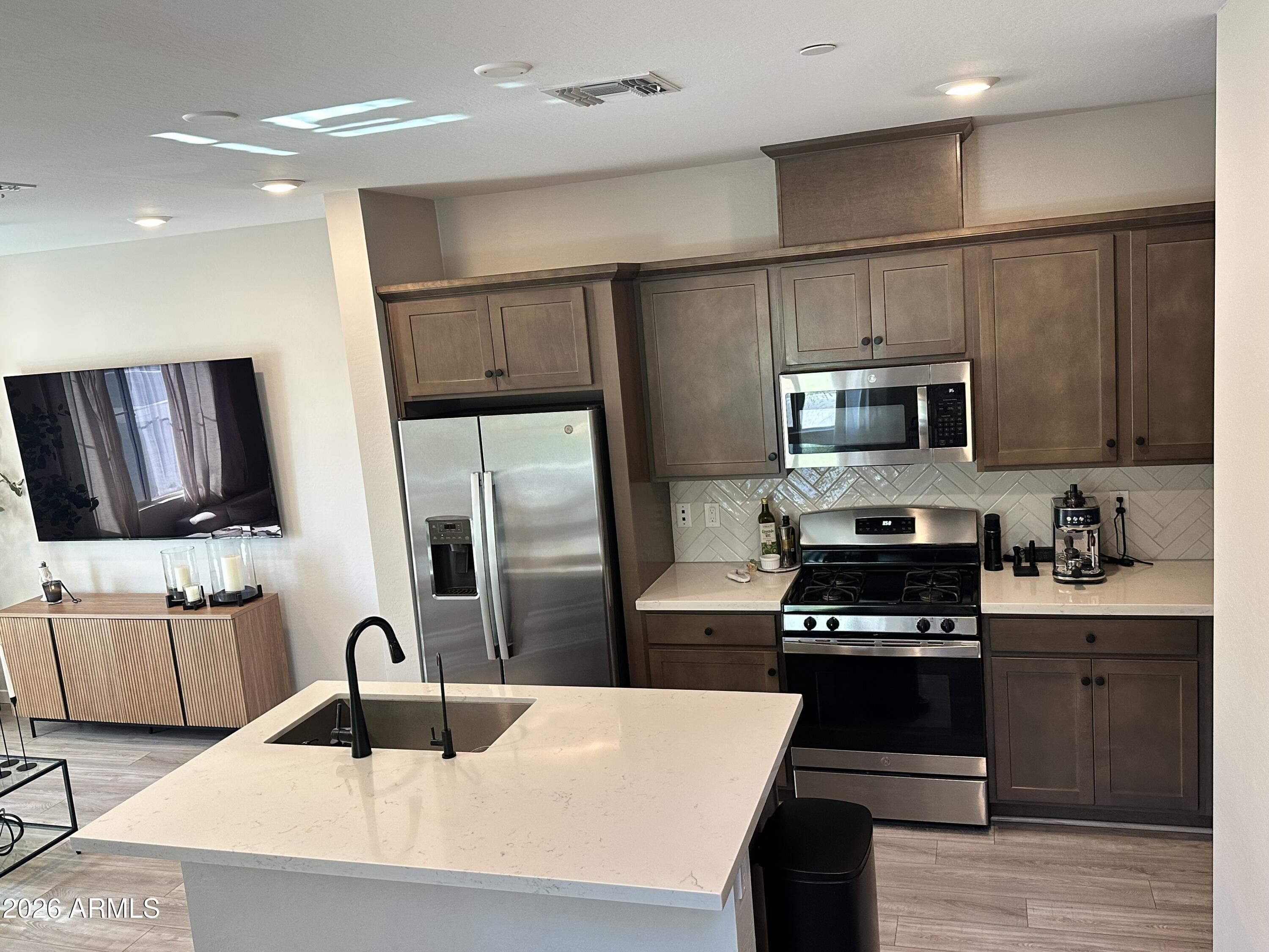 MOSAIC AT LAYTON LAKES CONDOMINIUMS AMD - Residential