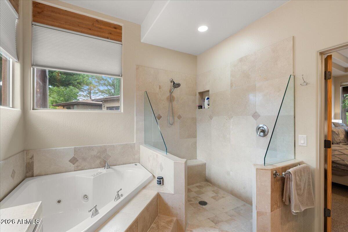 OAK CREEK COUNTRY CLUB WEST - Residential