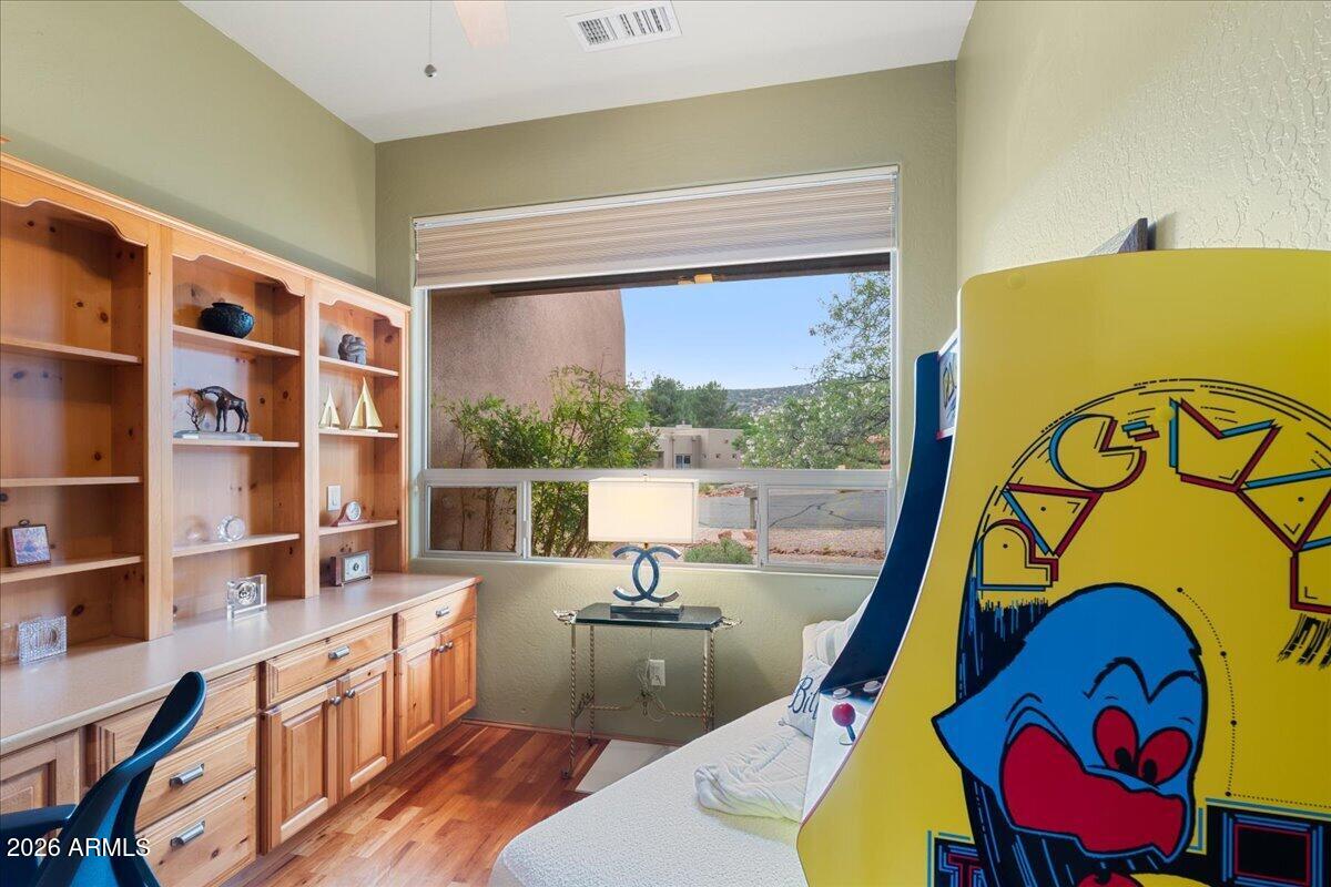 OAK CREEK COUNTRY CLUB WEST - Residential