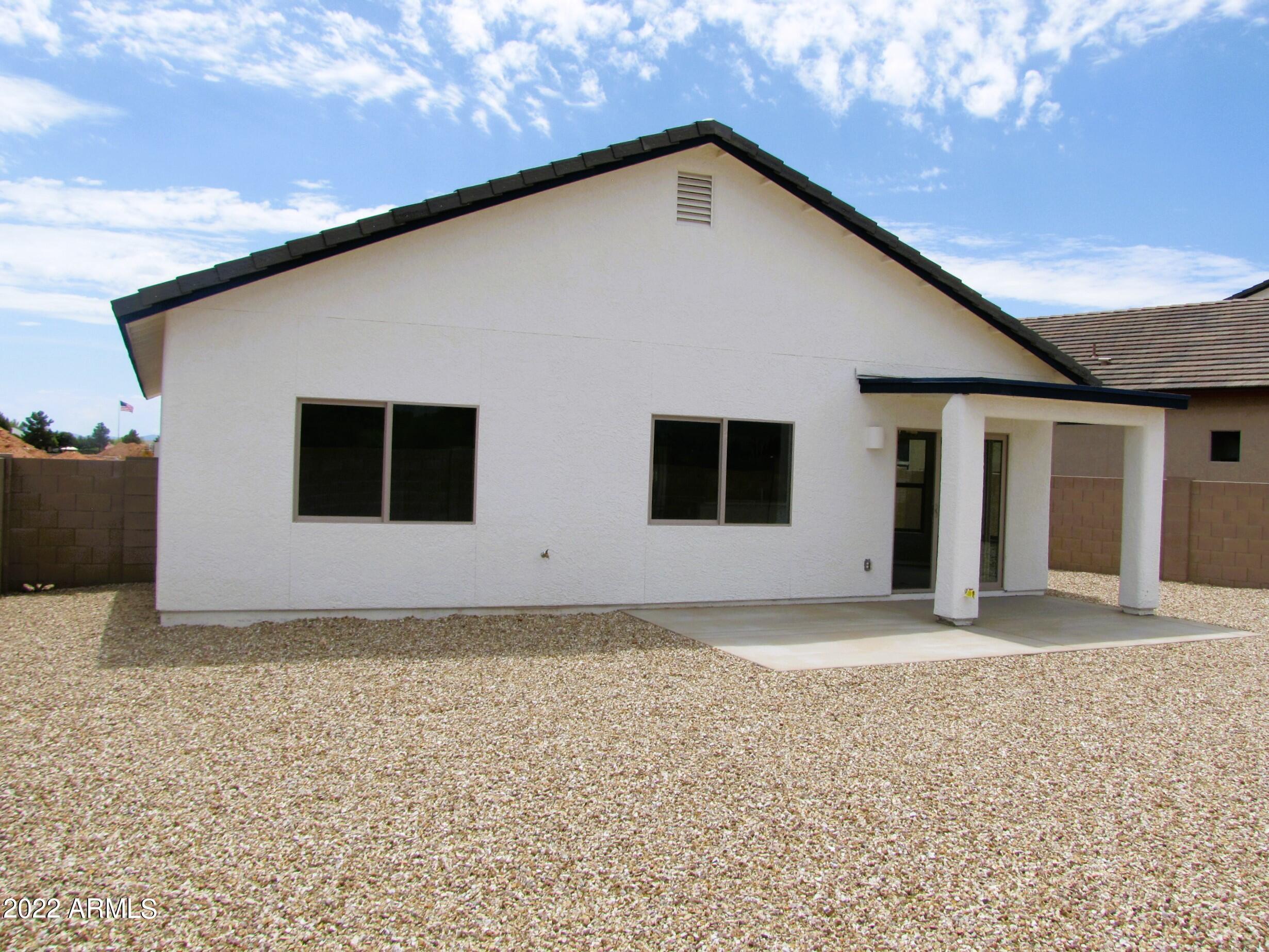 Holiday - Residential Lease