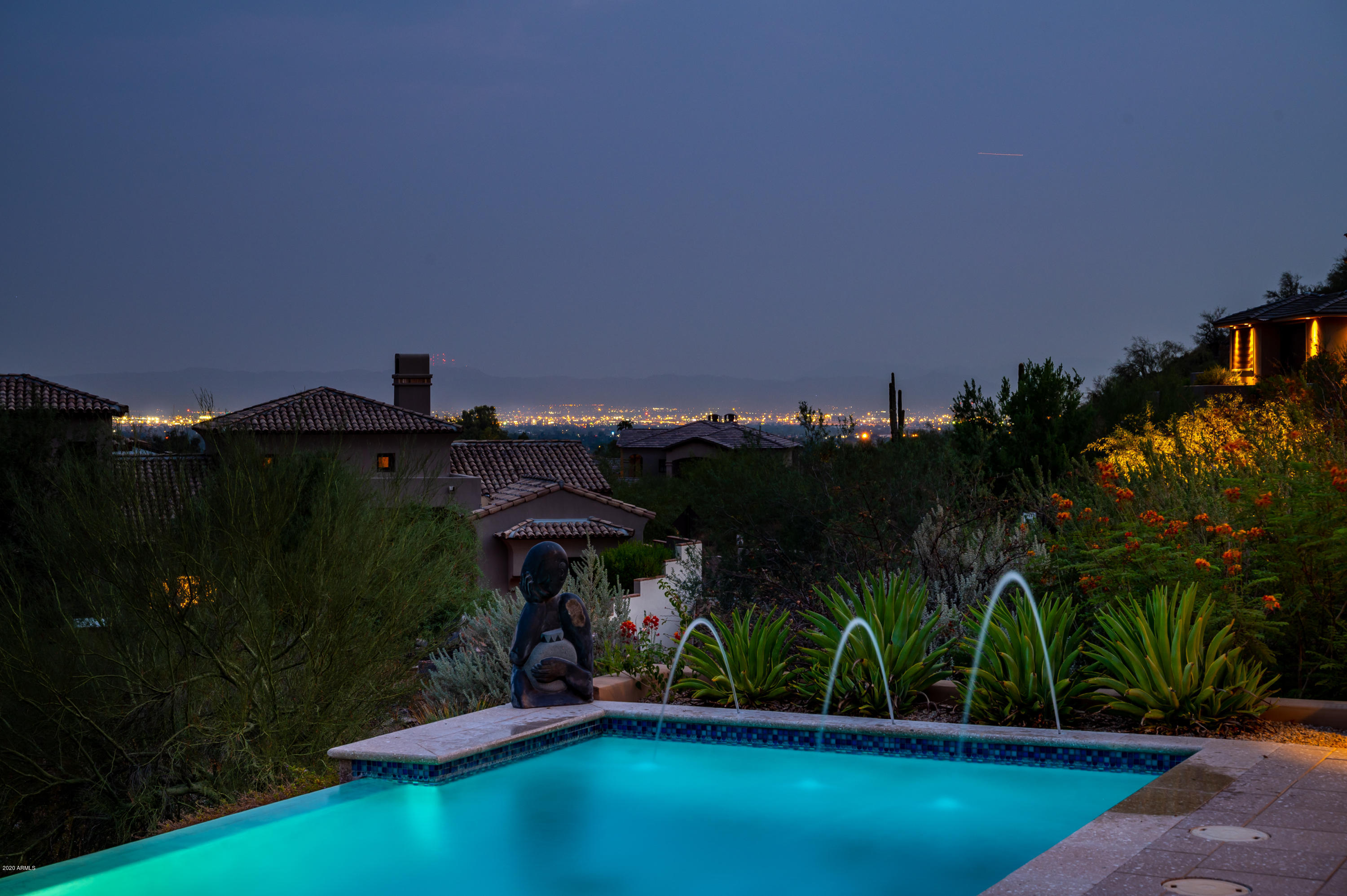PARADISE RESERVE - Residential
