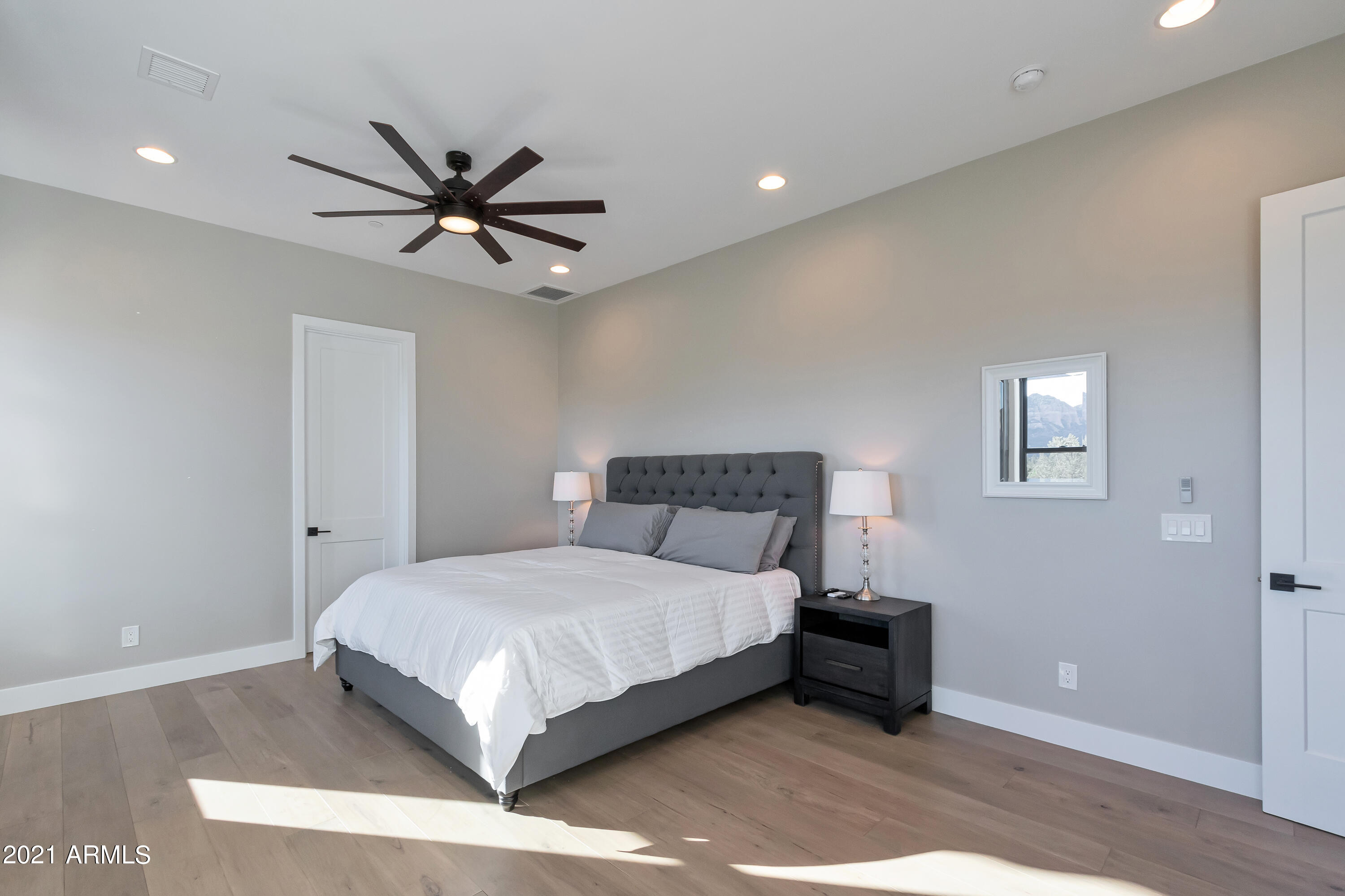 Under 5 Acres - Residential