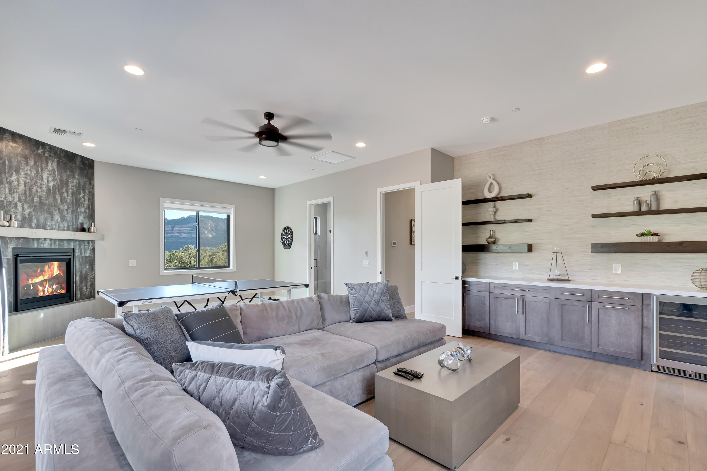 Under 5 Acres - Residential