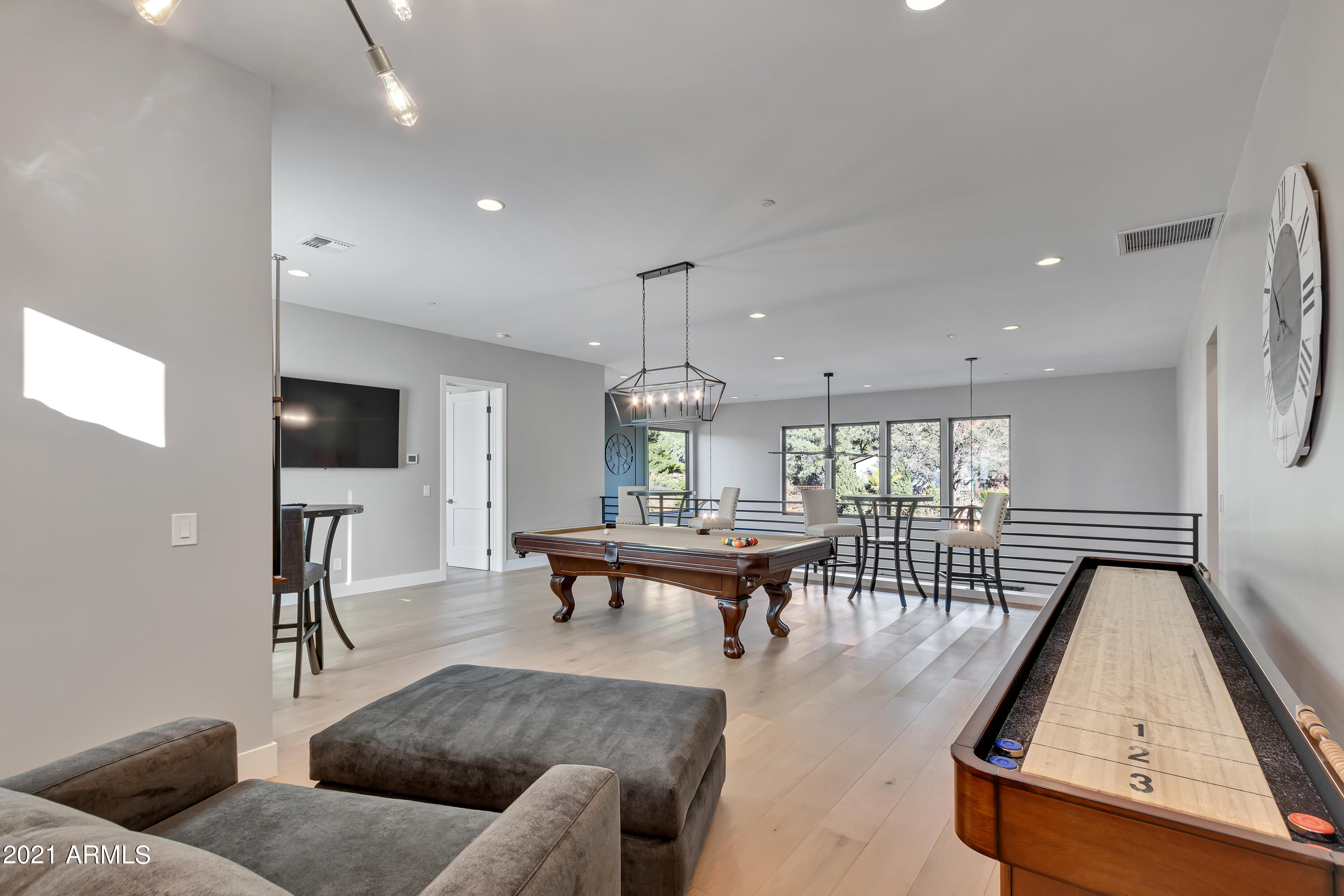 Under 5 Acres - Residential