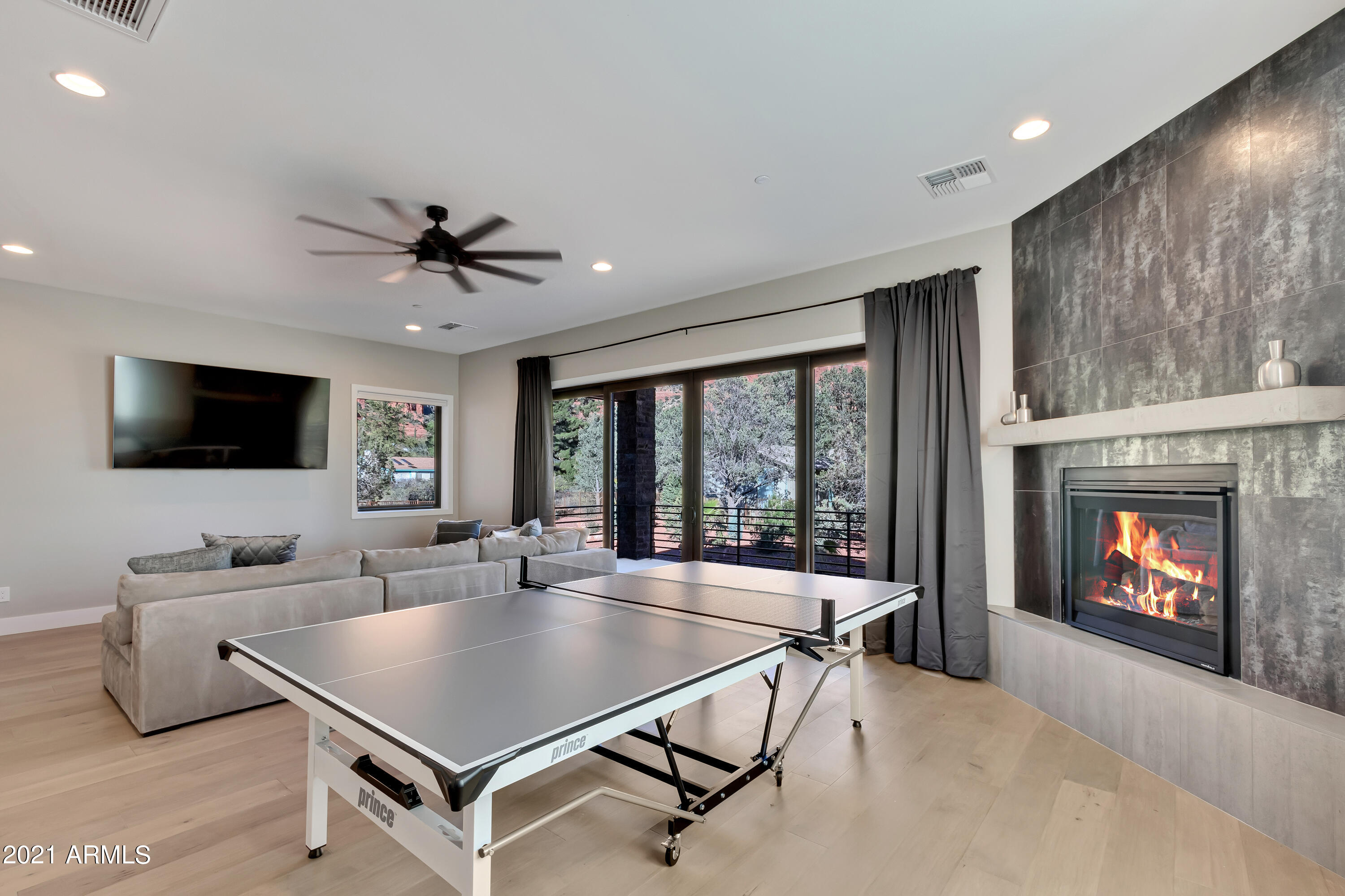 Under 5 Acres - Residential