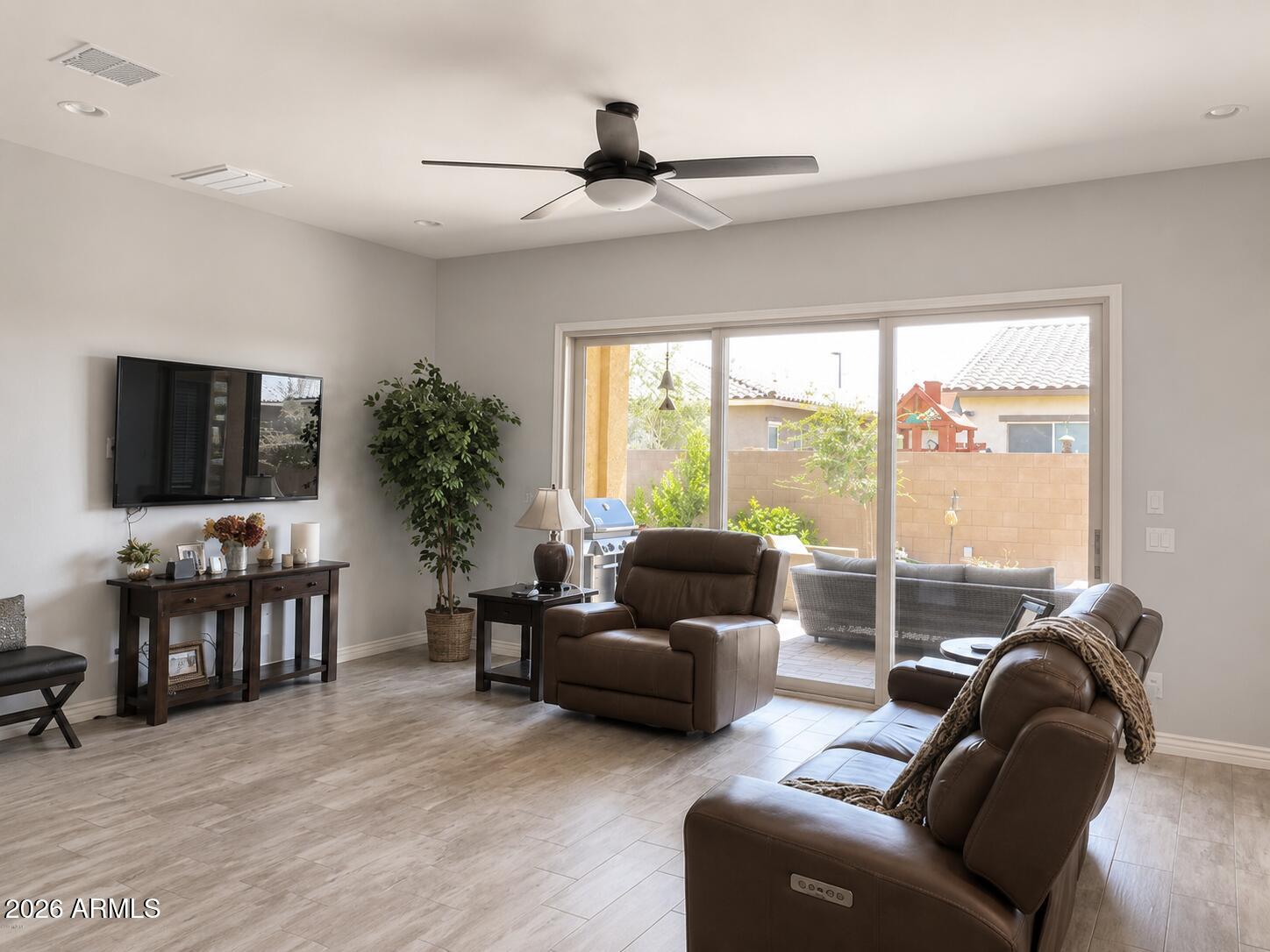 ADORA TRAILS PARCEL 8 AMD - Residential Lease