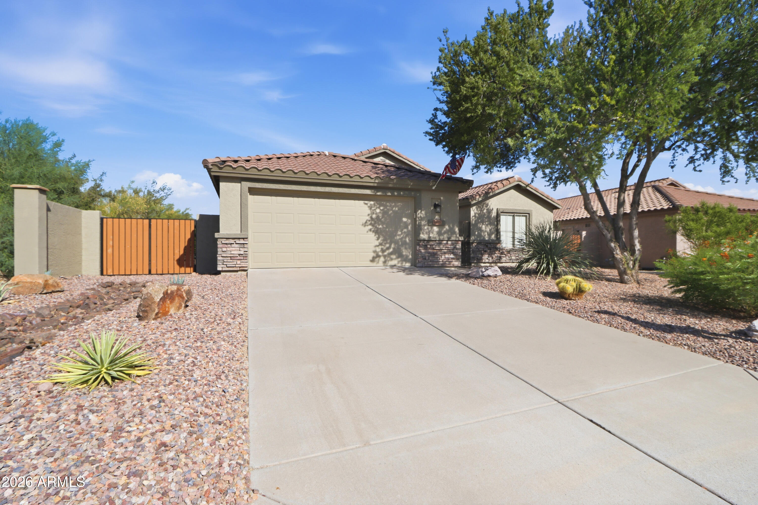 PARCEL 24 EAST AT GOLD CANYON RANCH - Residential