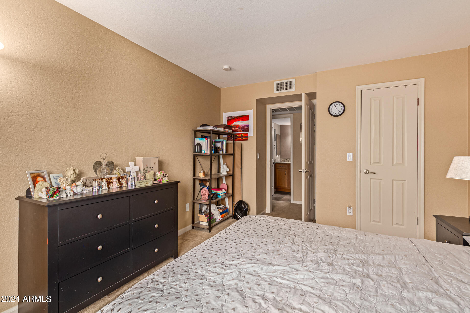 CHESAPEAKE CONDOMINIUM - Residential Lease