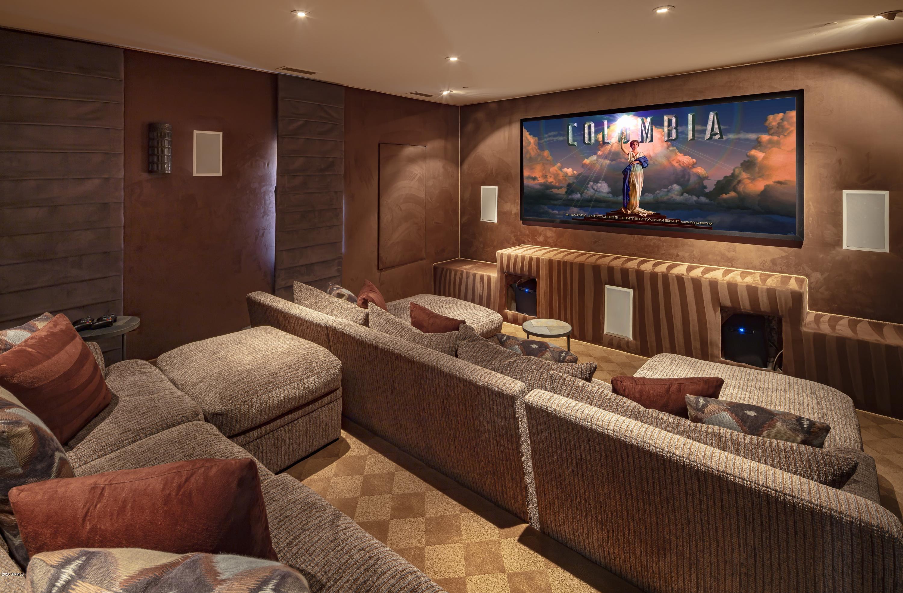 WHISPER ROCK UNIT 2 - Residential