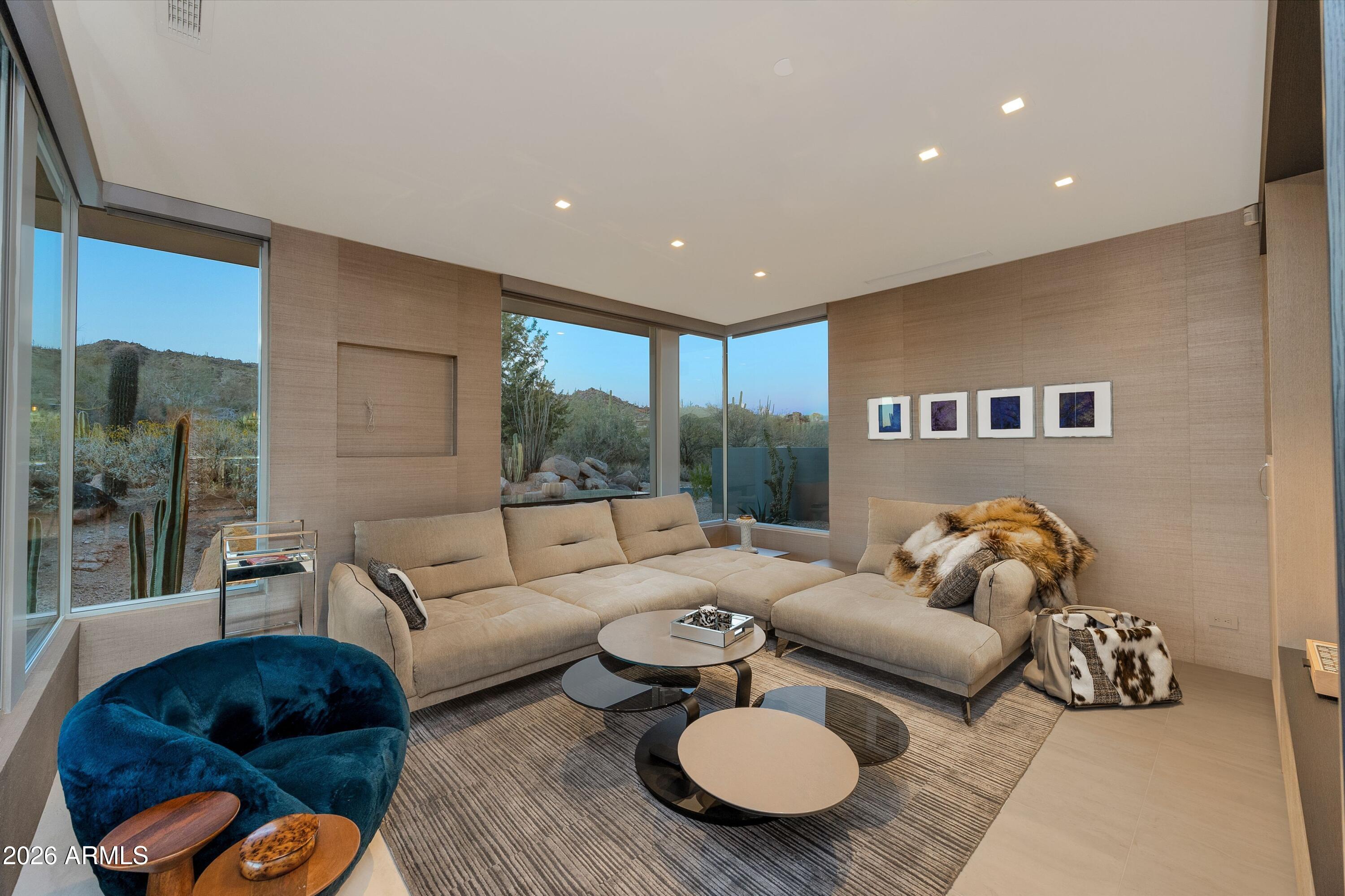 STONE CANYON 2 - Residential