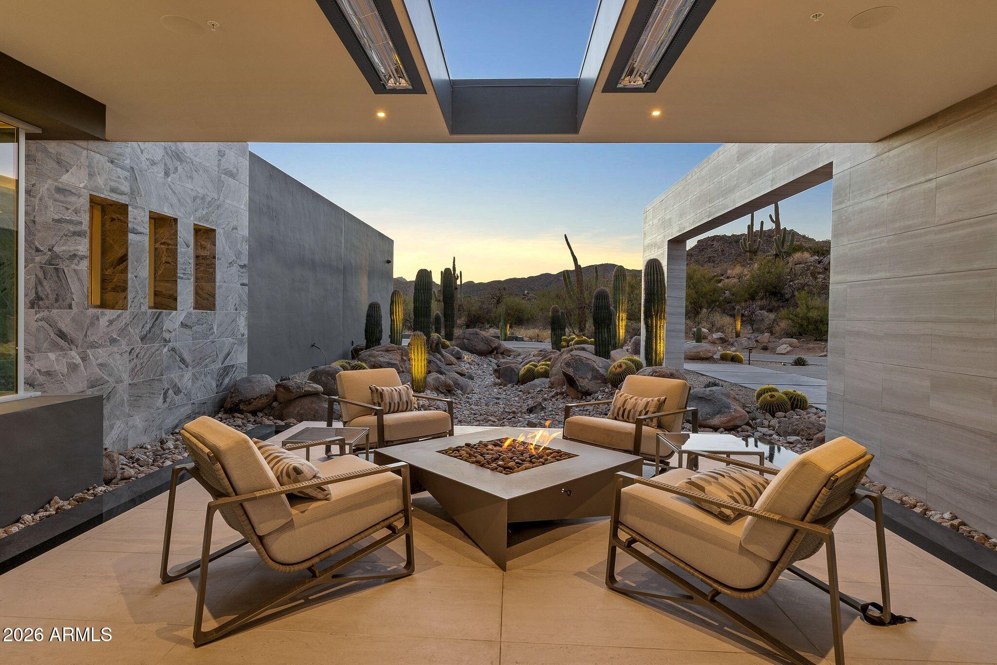 STONE CANYON 2 - Residential