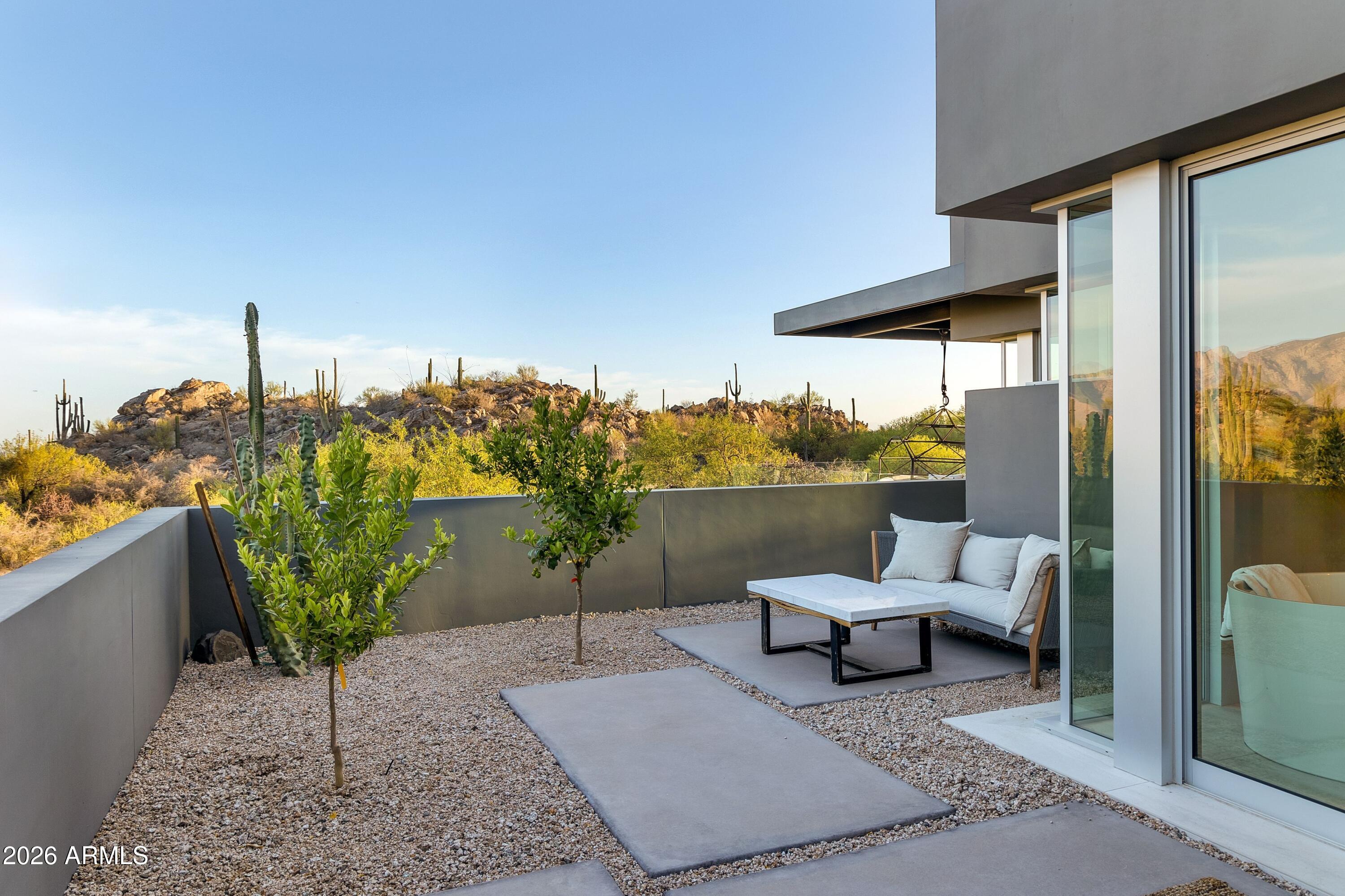 STONE CANYON 2 - Residential
