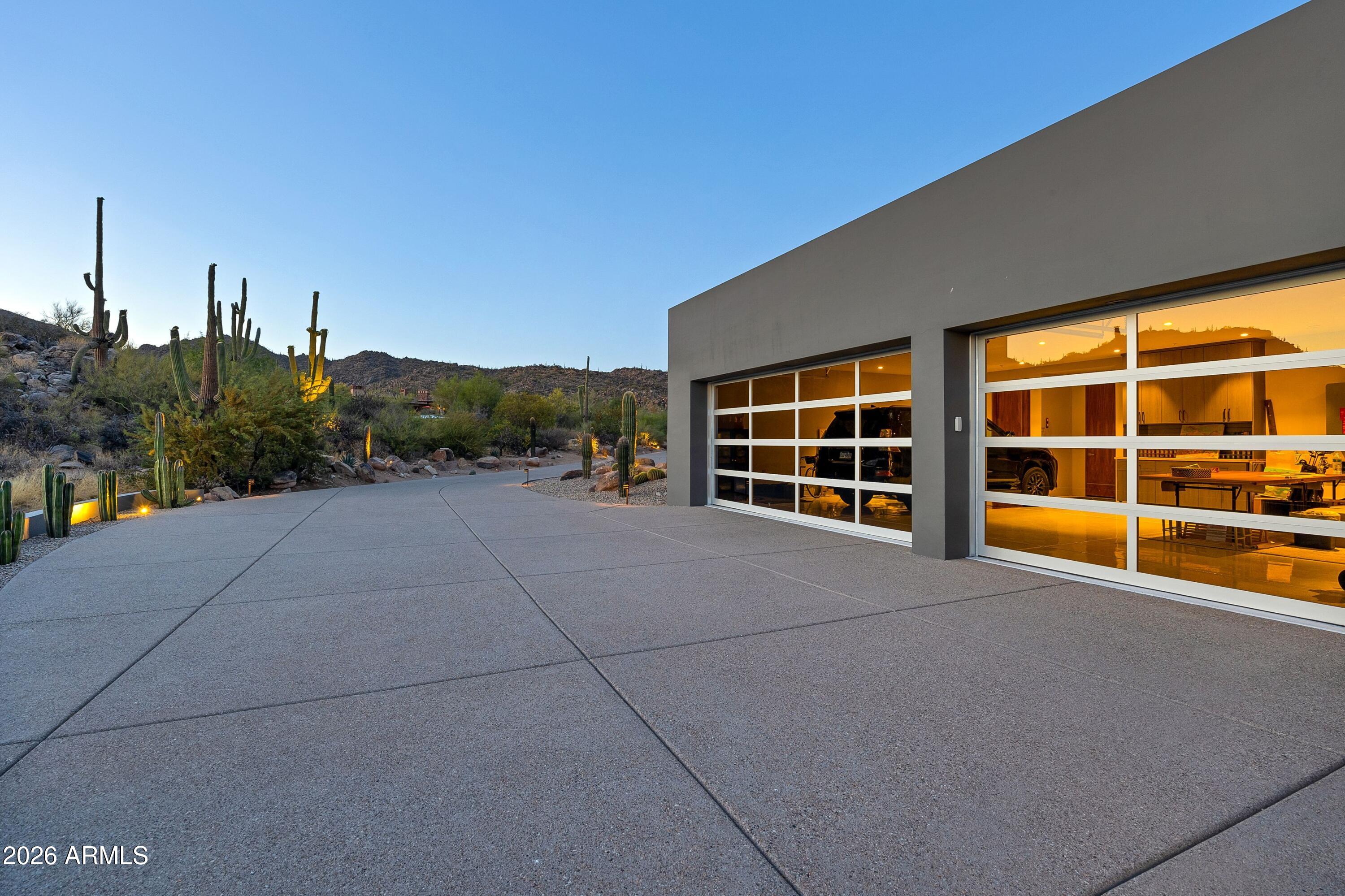 STONE CANYON 2 - Residential