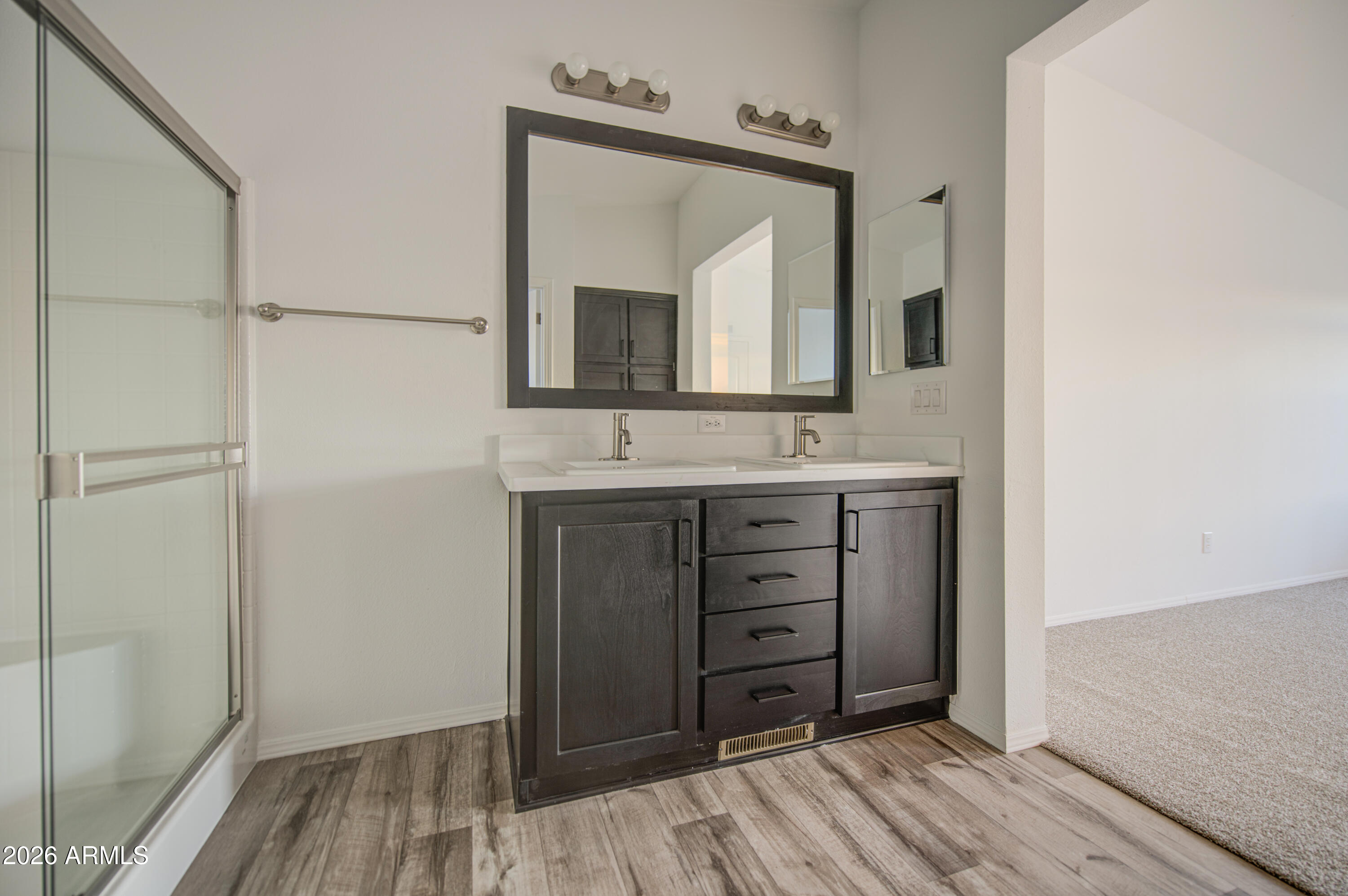 COYOTE RIDGE - Residential