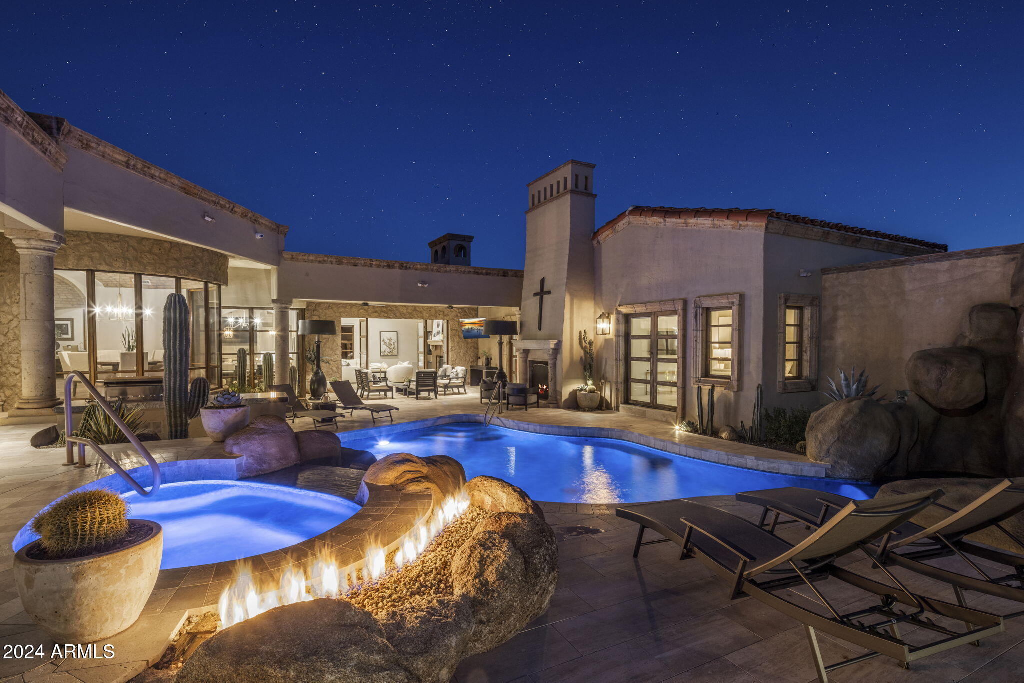 ESTANCIA - Residential
