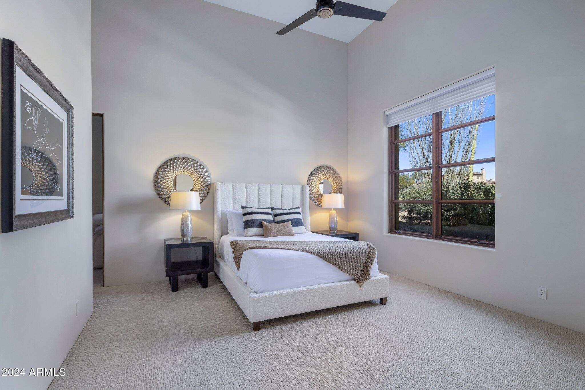 ESTANCIA - Residential