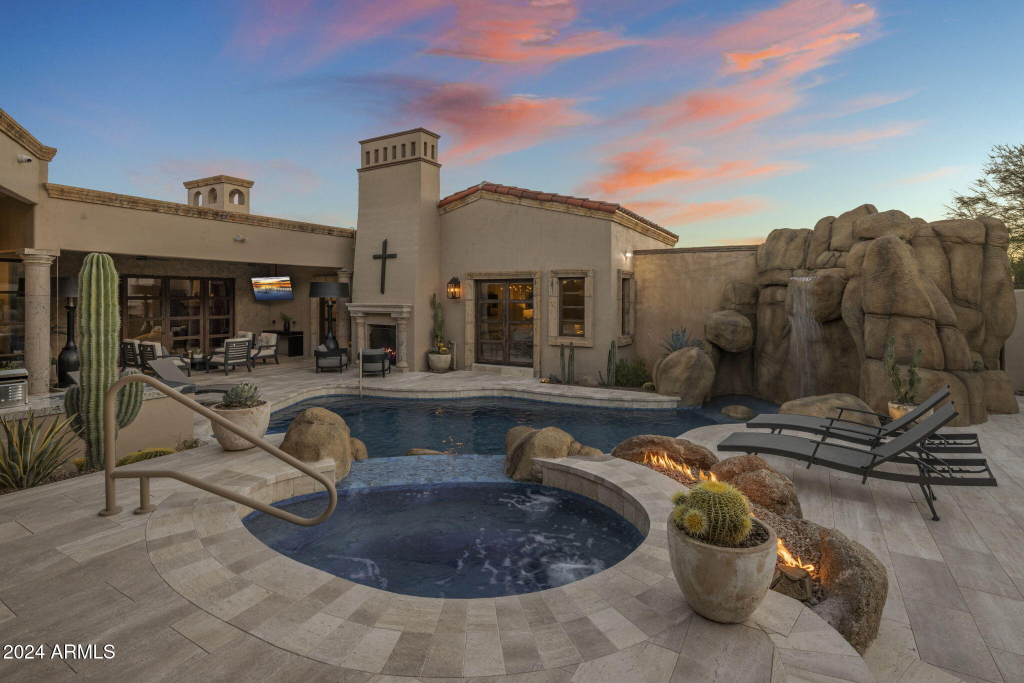 ESTANCIA - Residential