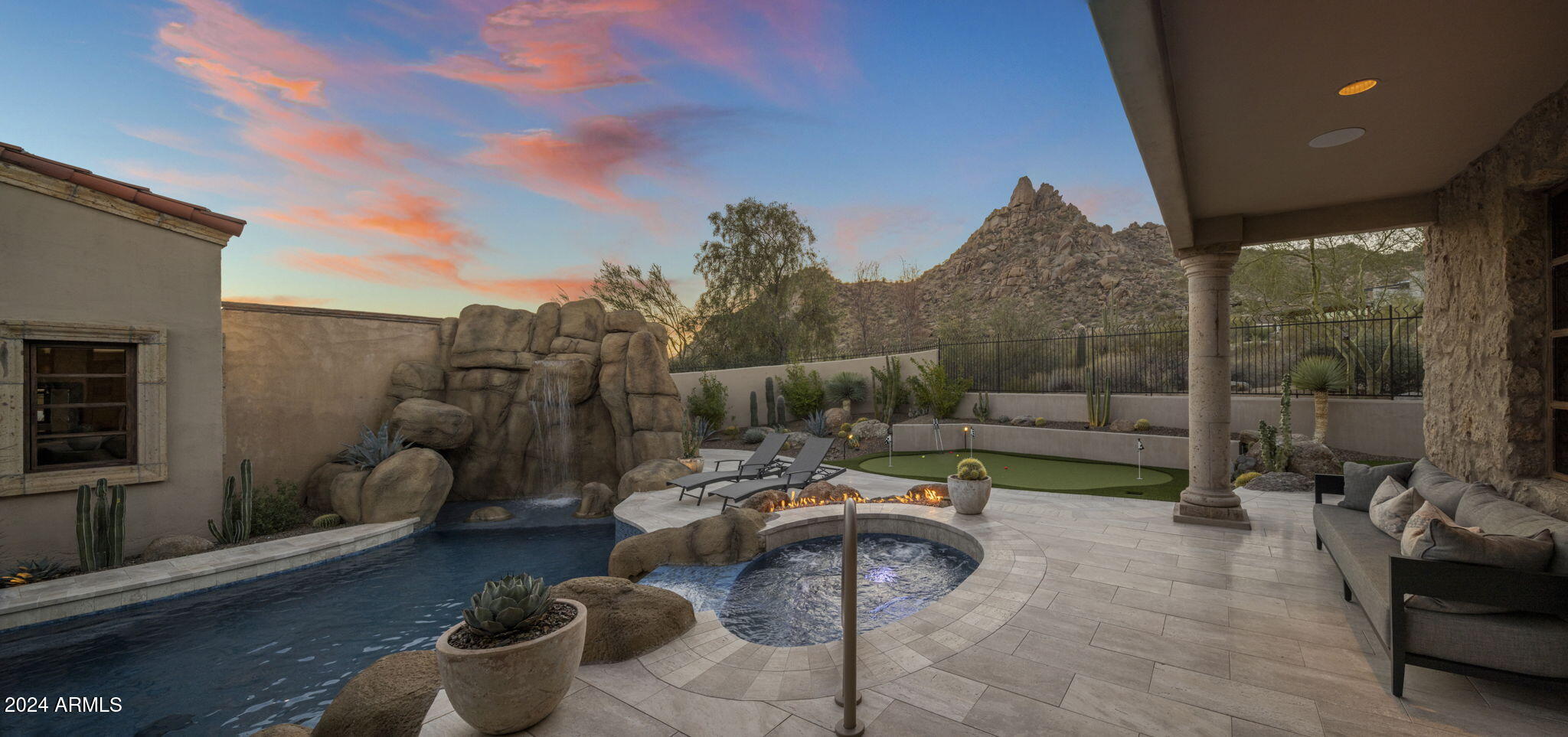 ESTANCIA - Residential