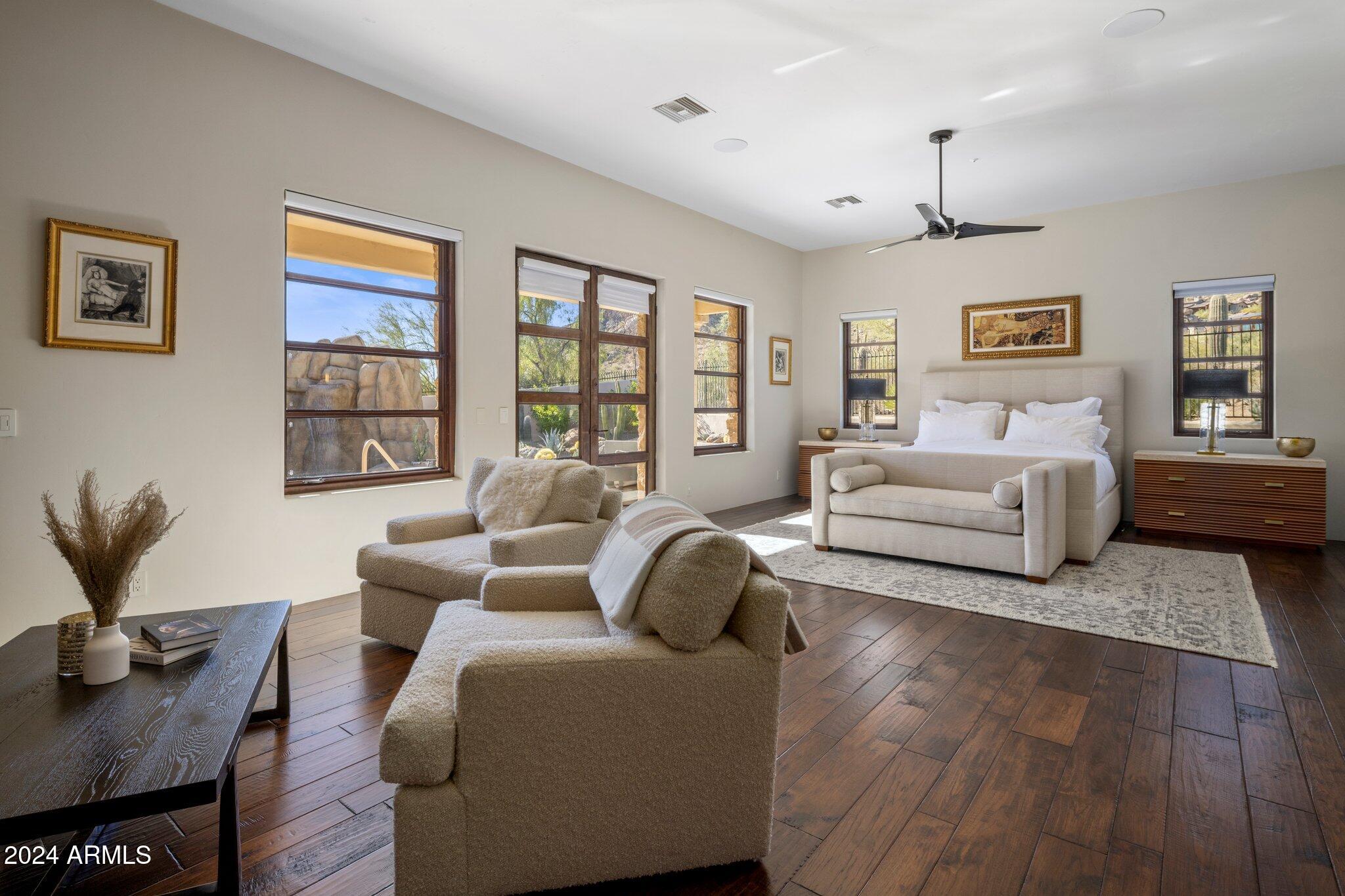 ESTANCIA - Residential