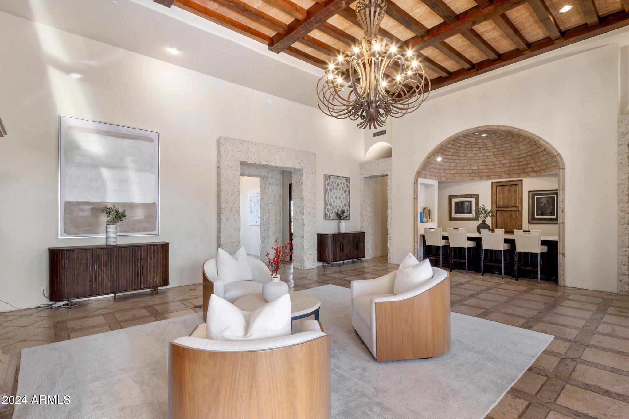 ESTANCIA - Residential