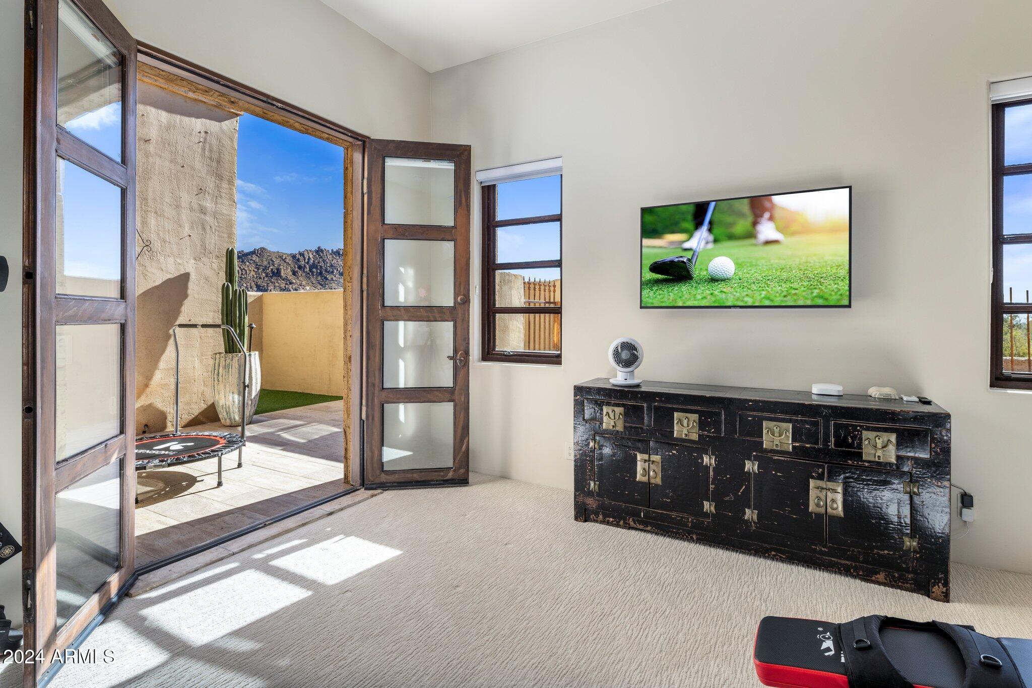 ESTANCIA - Residential