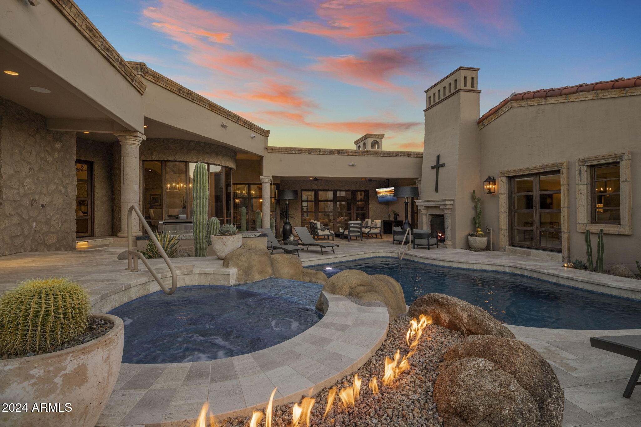 ESTANCIA - Residential