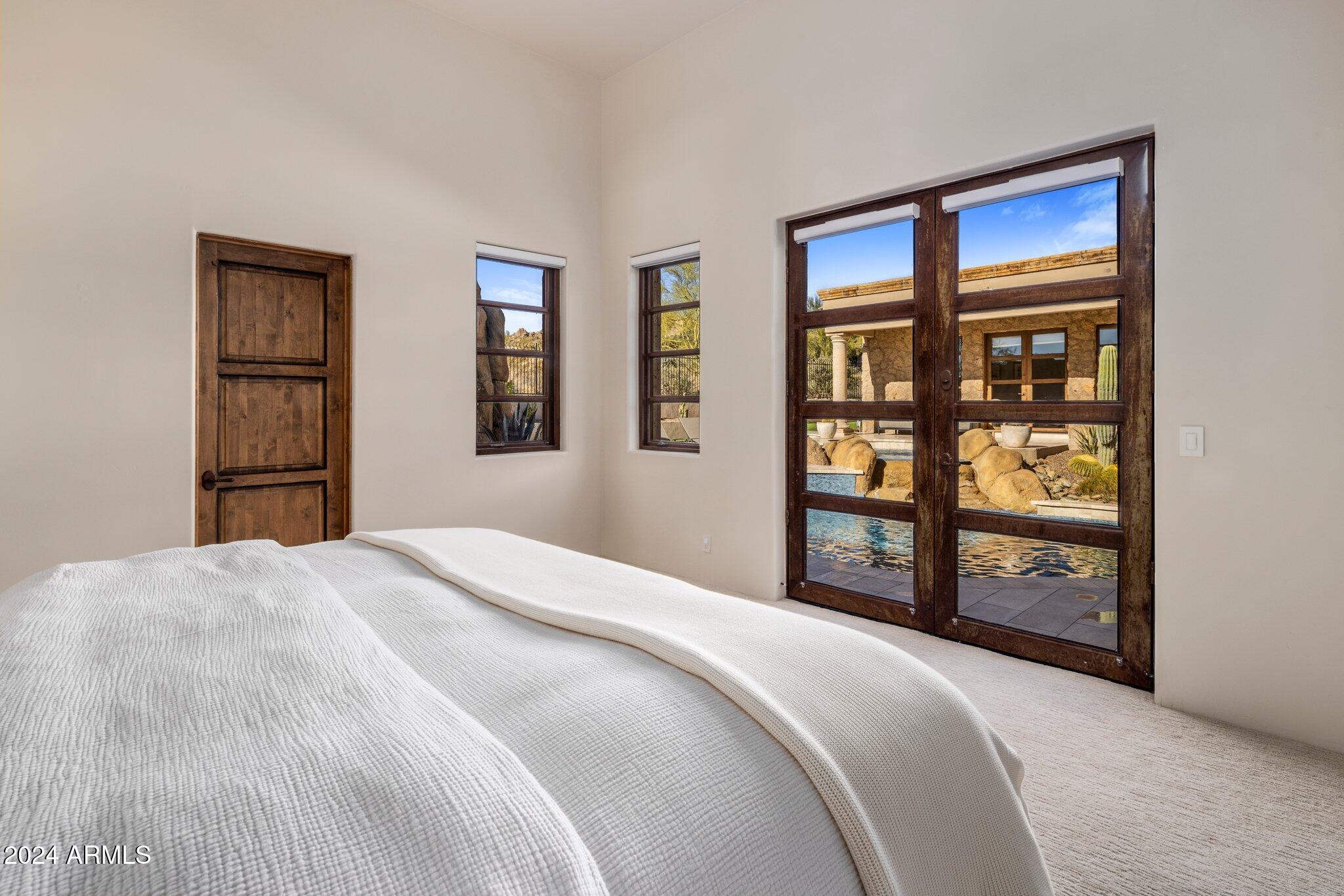 ESTANCIA - Residential