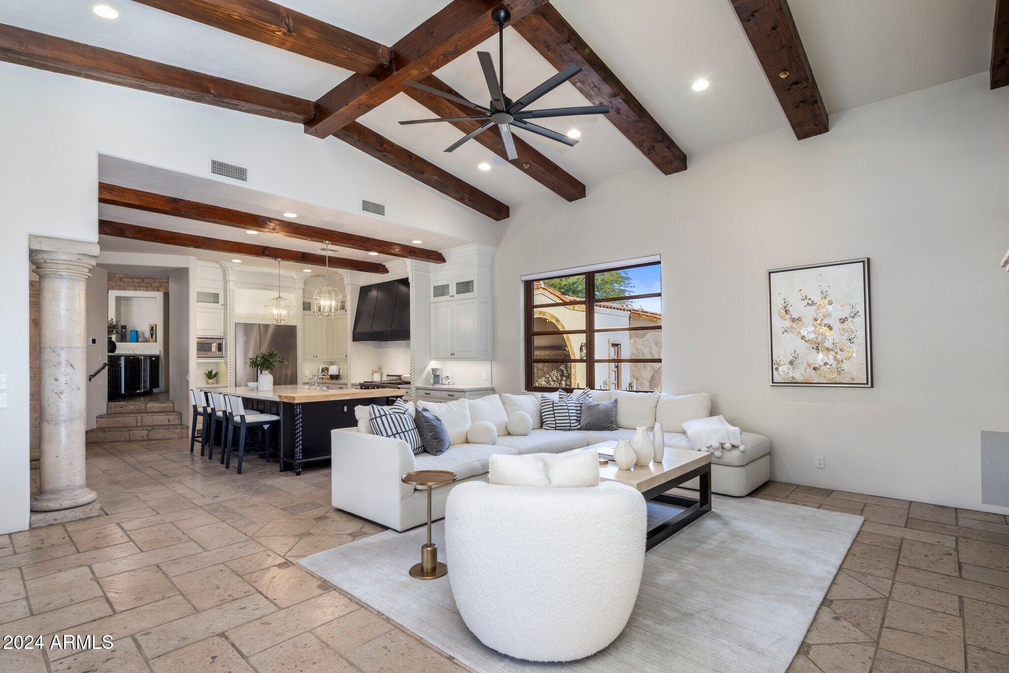 ESTANCIA - Residential